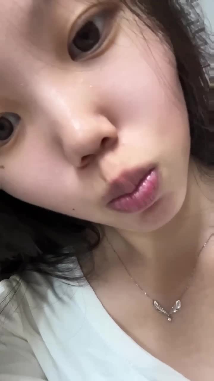 图片[15]-脚模面试脸足同框套路系列-071-大学生宿舍拍脚[20P] – 速更版-美库