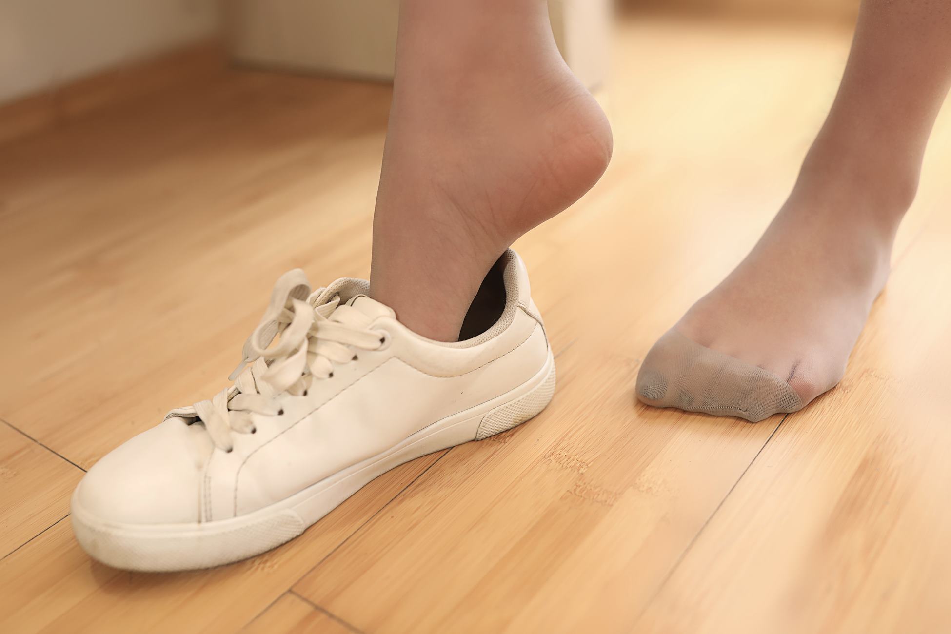 图片[32]-MZSOCK爱每足社区丝族专属R系列 R002 梦琪[78P] – 速更版-美库