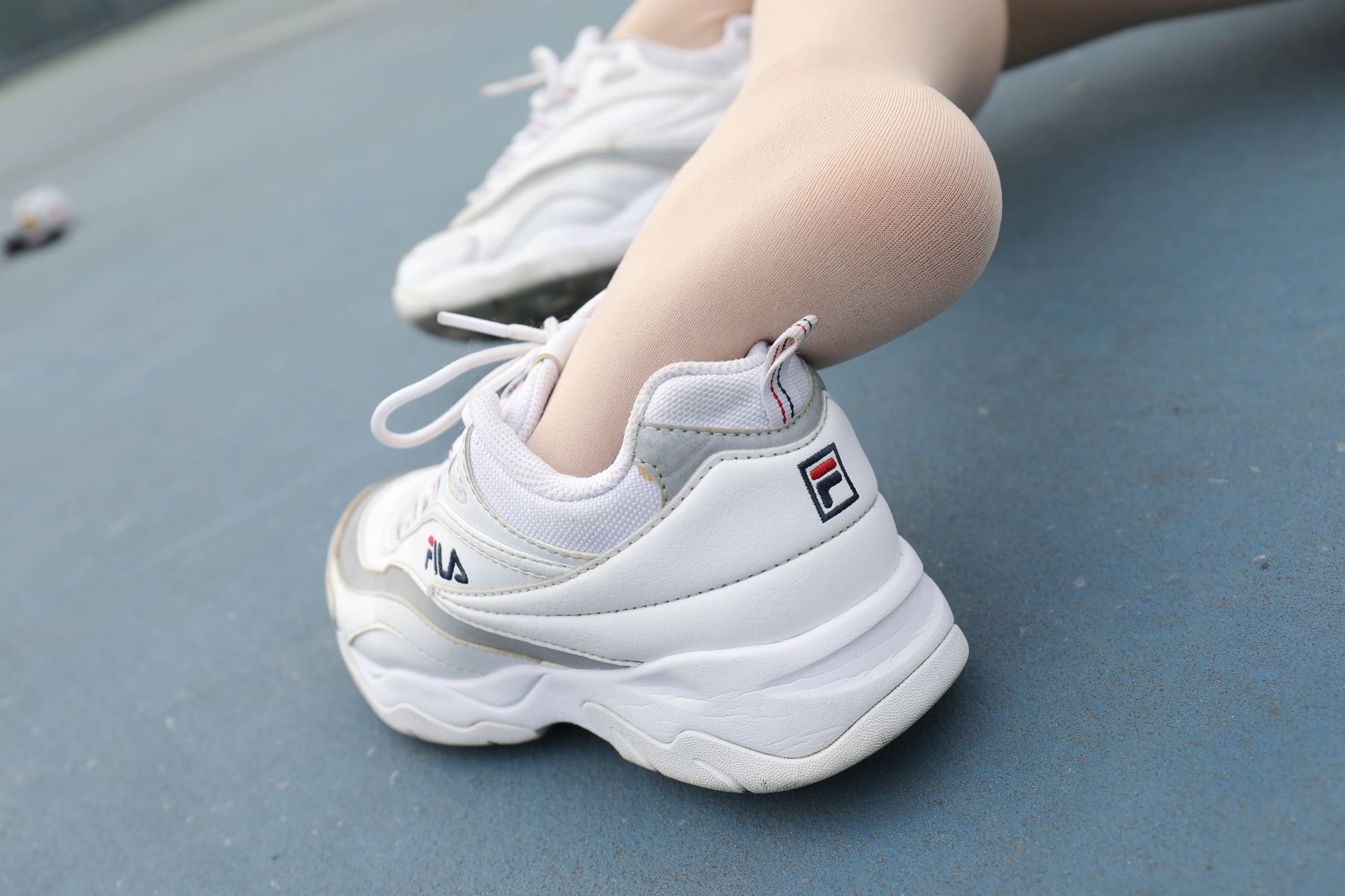 图片[25]-MZSOCK爱每足社区丝族专属R系列 R004 梦琪[118P] – 速更版-美库