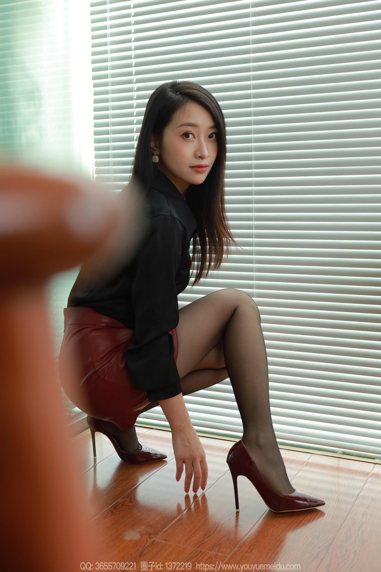 图片[51]-[IESS异思趣向] 2024.10.28 丝享家1883：小婕《红棕丽人》[62P] – 速更版-美库