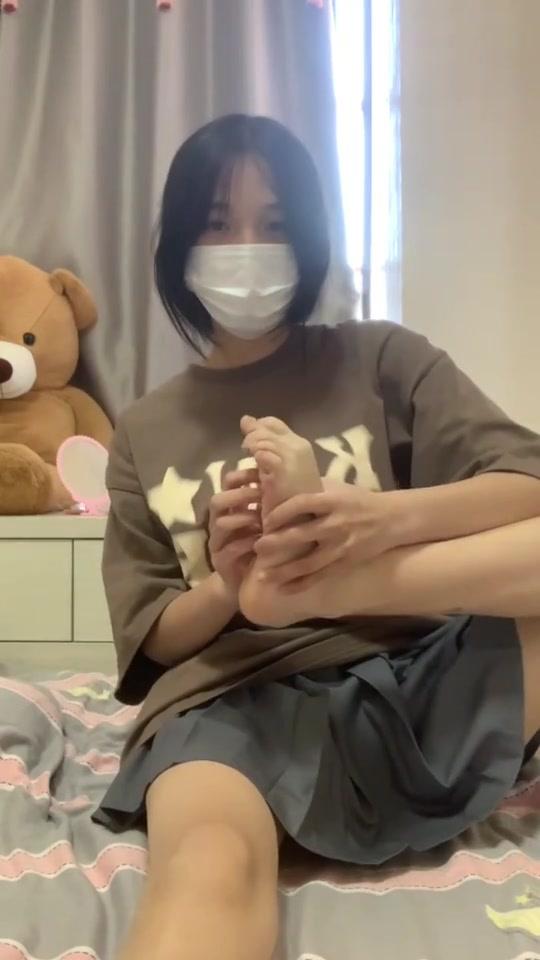 图片[11]-脚模面试脸足同框套路系列-090 [20P] – 速更版-美库