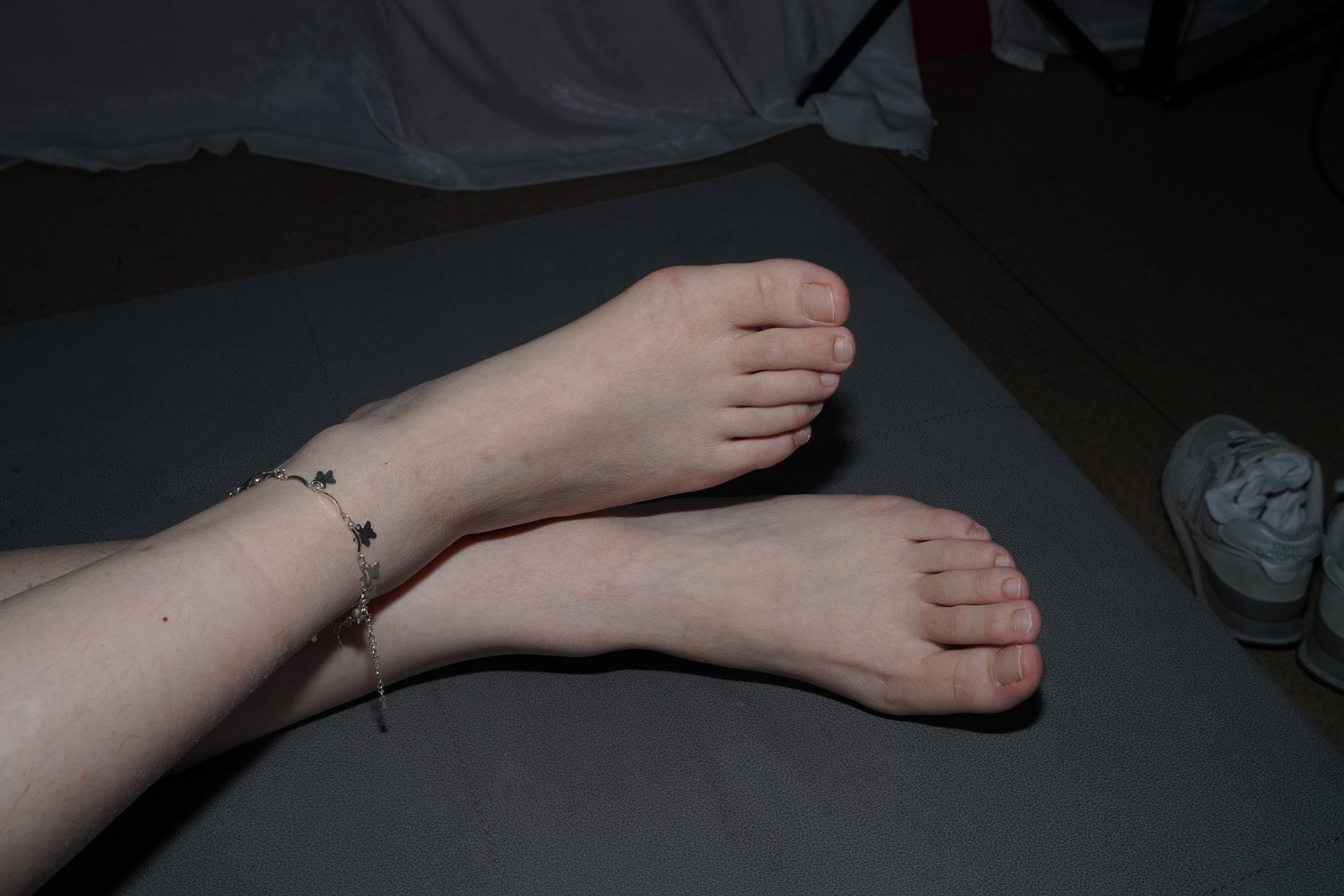 图片[22]-Pary摄影 NO.153 新模小美女炜玲展示36码超白小脚[88P] – 速更版-美库