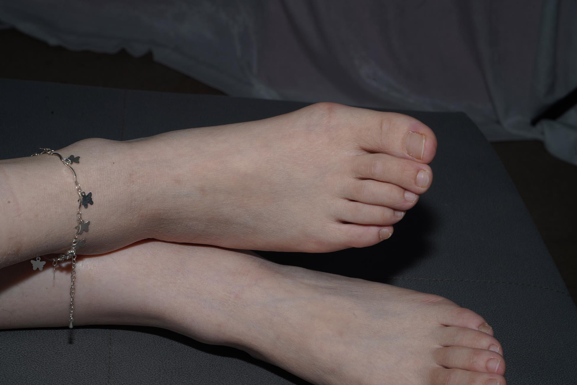 图片[23]-Pary摄影 NO.153 新模小美女炜玲展示36码超白小脚[88P] – 速更版-美库