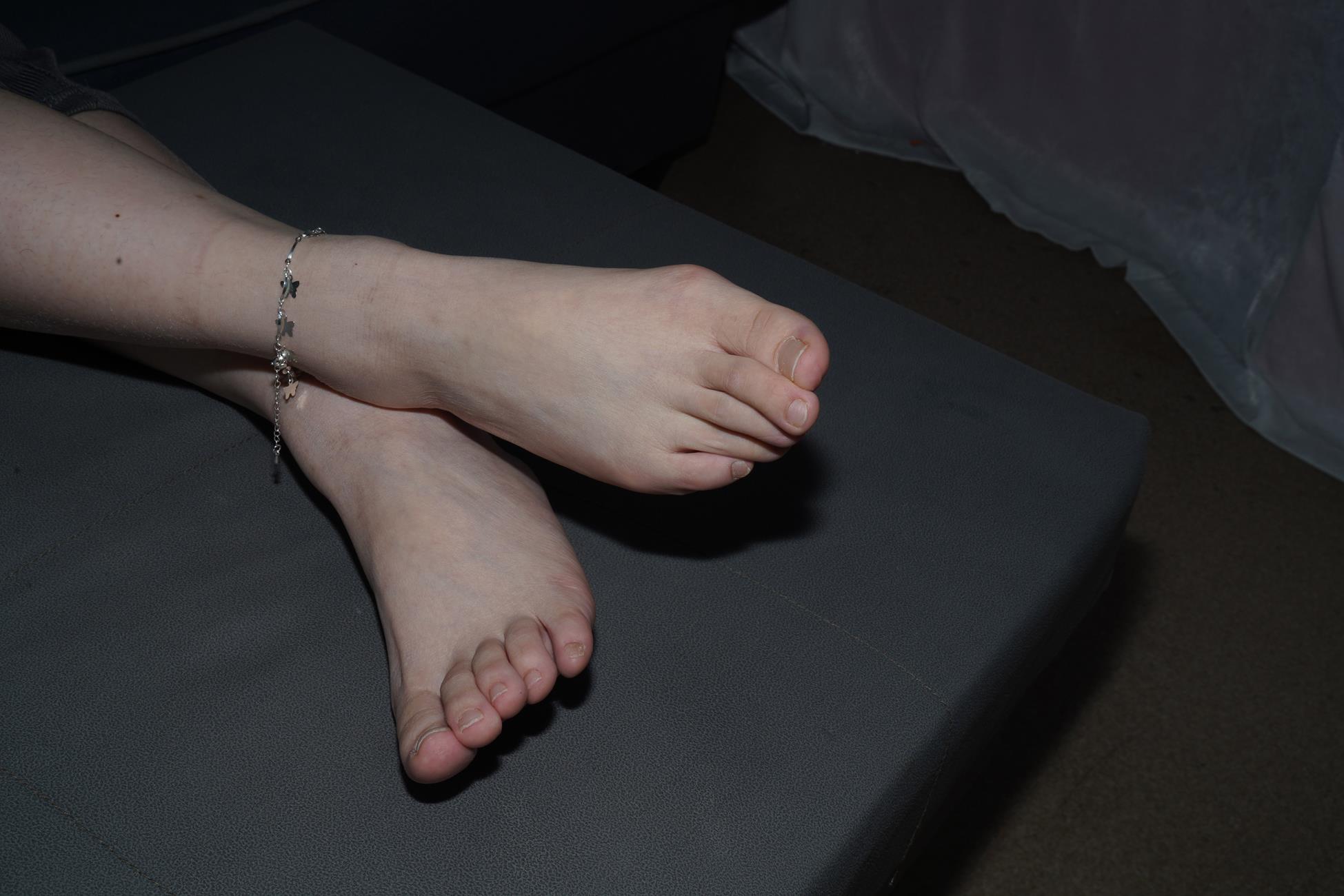 图片[26]-Pary摄影 NO.153 新模小美女炜玲展示36码超白小脚[88P] – 速更版-美库