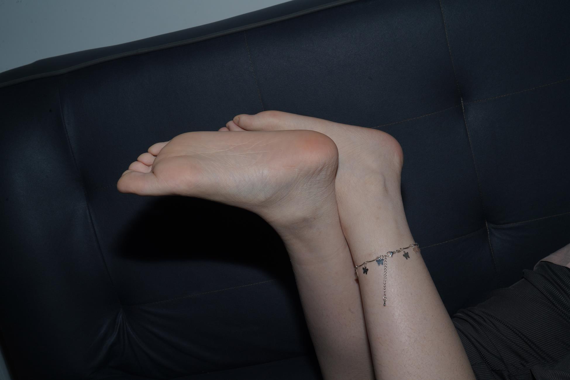 图片[34]-Pary摄影 NO.153 新模小美女炜玲展示36码超白小脚[88P] – 速更版-美库