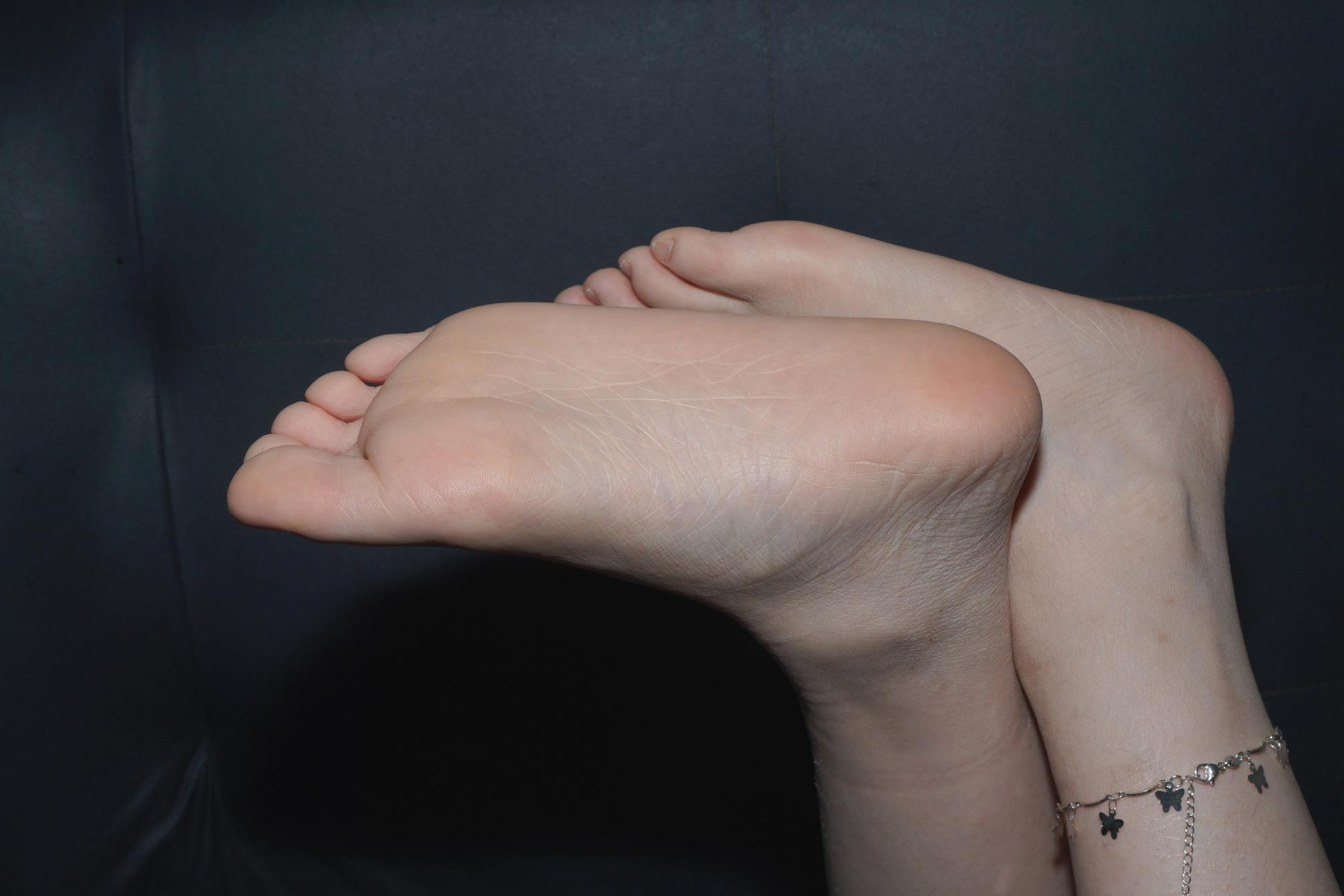 图片[37]-Pary摄影 NO.153 新模小美女炜玲展示36码超白小脚[88P] – 速更版-美库