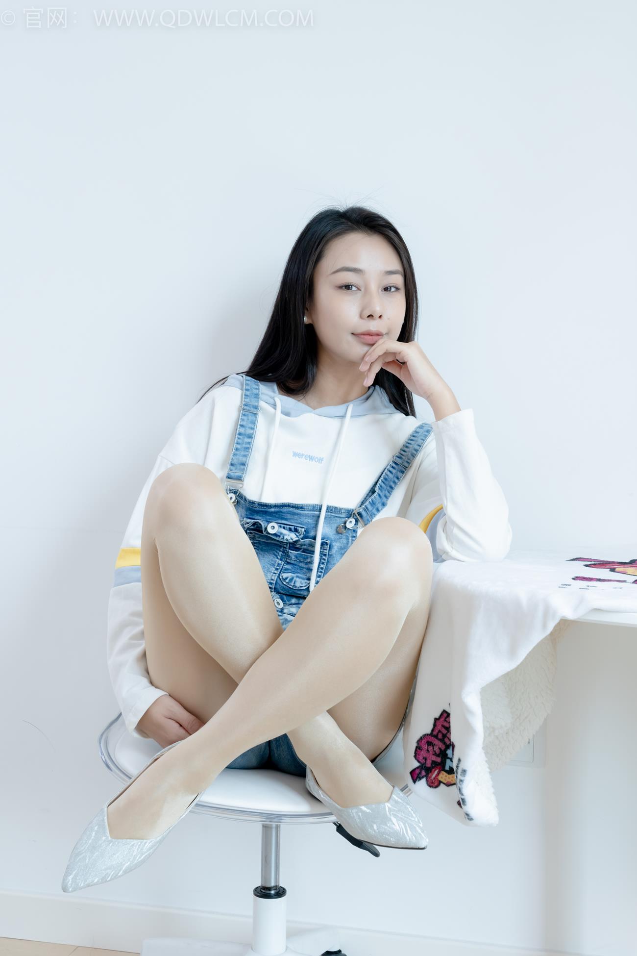 图片[15]-物恋传媒 NO.2173 兰兰-初秋的街头[105P] – 速更版-美库