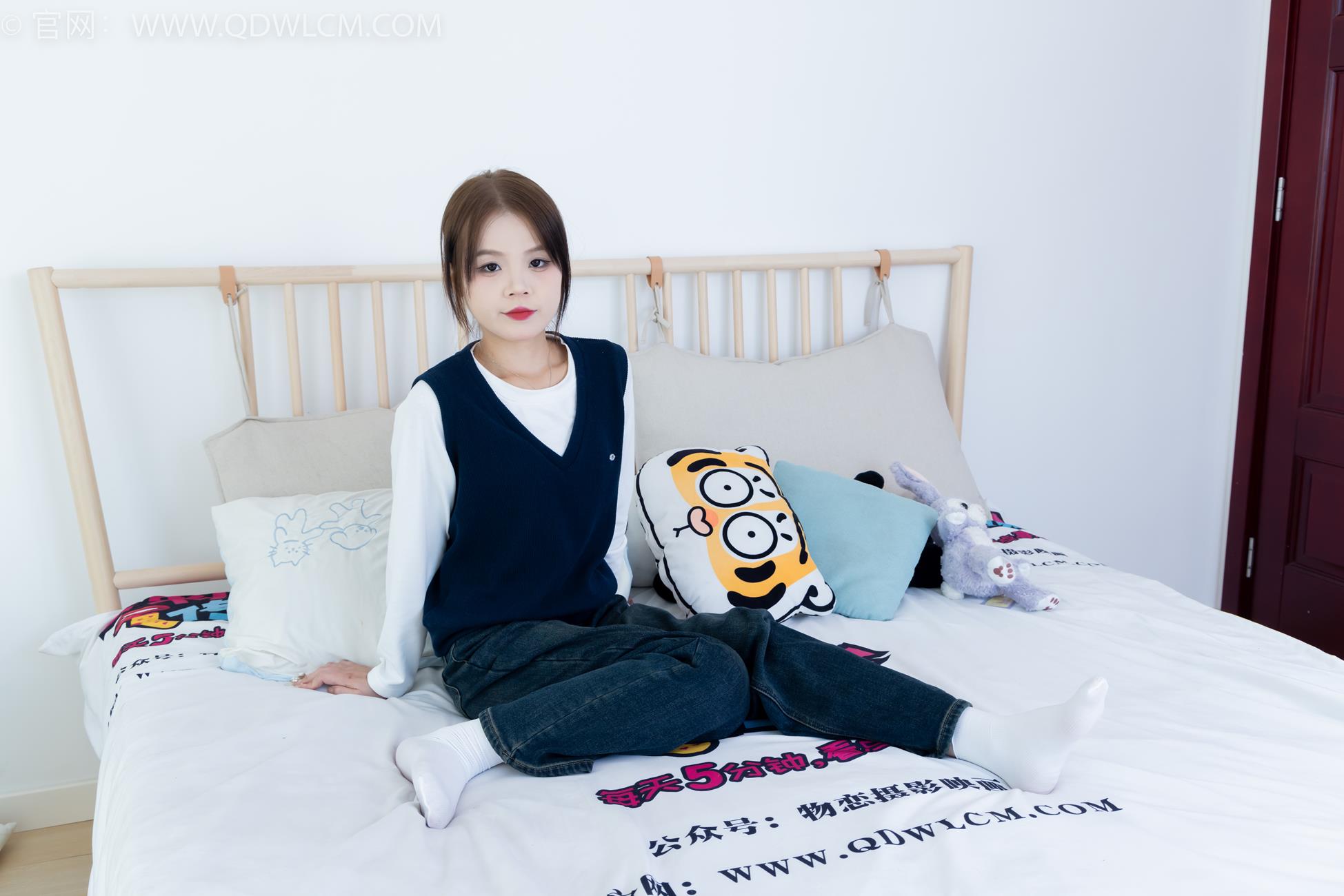 图片[44]-物恋传媒 NO.2174 小芙-飘落的枫叶[99P] – 速更版-美库