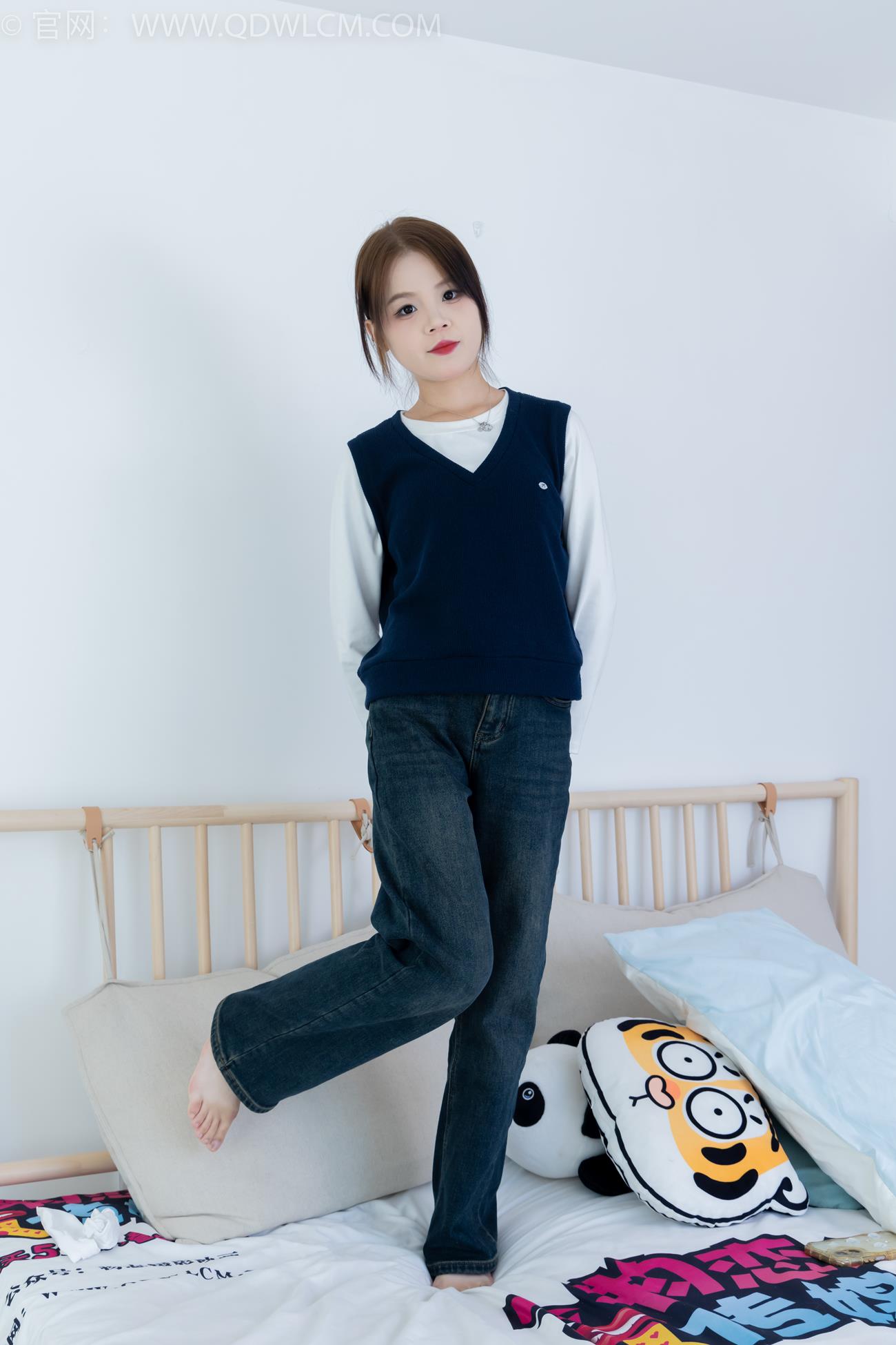 图片[95]-物恋传媒 NO.2174 小芙-飘落的枫叶[99P] – 速更版-美库