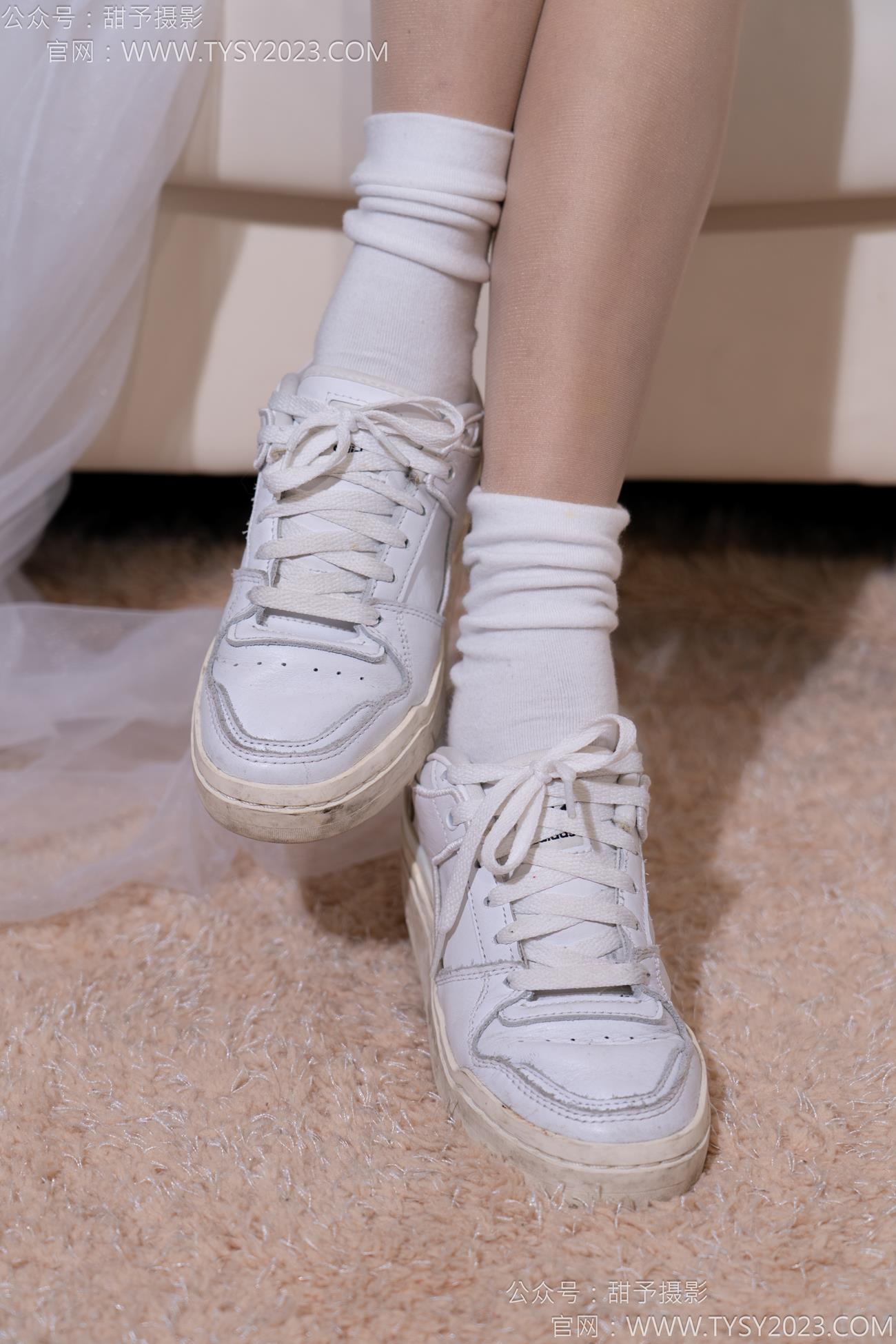 图片[17]-甜予摄影 NO.112 澜澜-板鞋、白棉袜、肉丝（脚尖加固款）[86P] – 速更版-美库