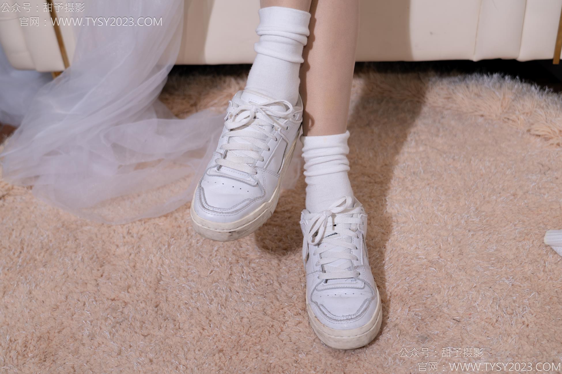 图片[23]-甜予摄影 NO.112 澜澜-板鞋、白棉袜、肉丝（脚尖加固款）[86P] – 速更版-美库