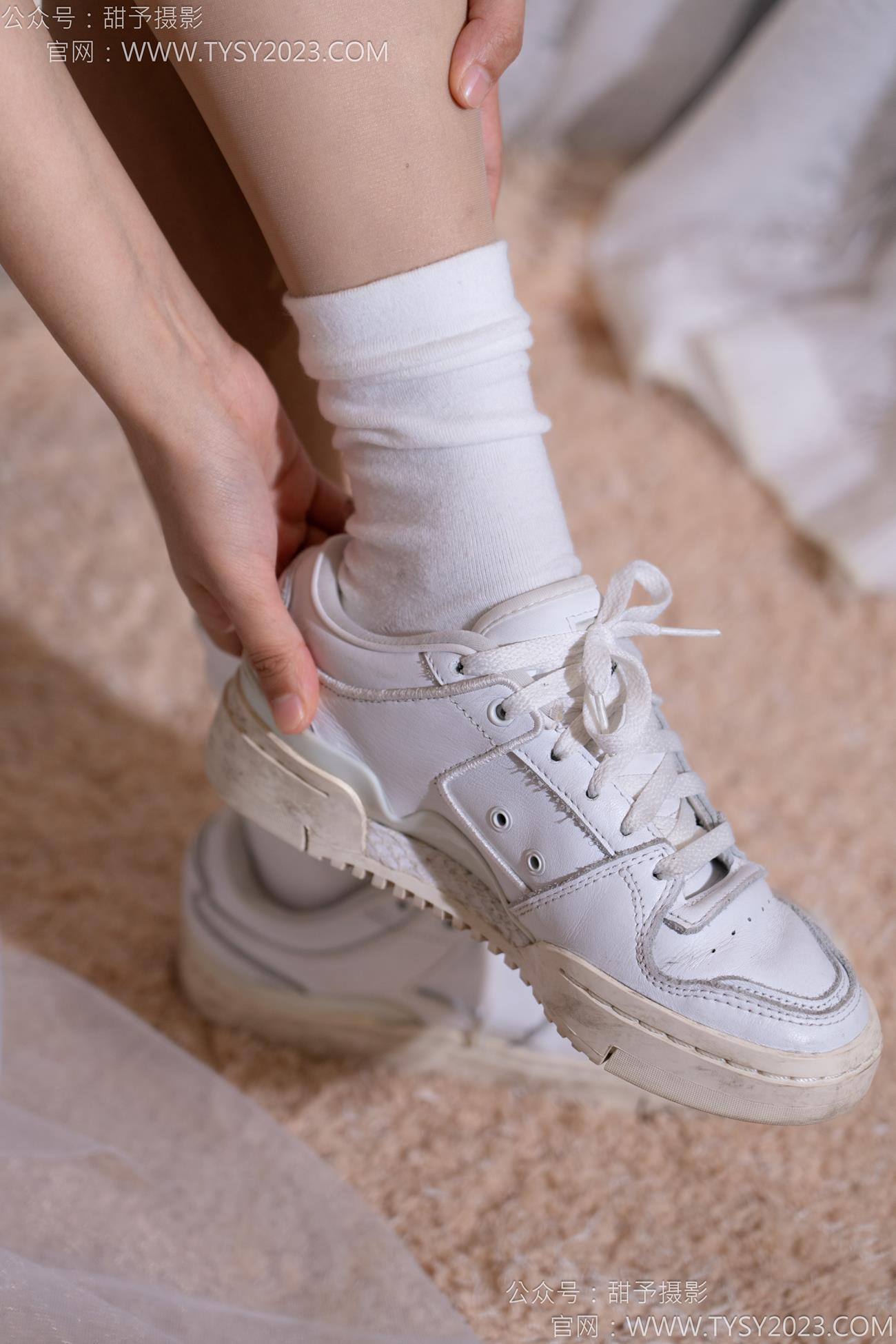 图片[26]-甜予摄影 NO.112 澜澜-板鞋、白棉袜、肉丝（脚尖加固款）[86P] – 速更版-美库