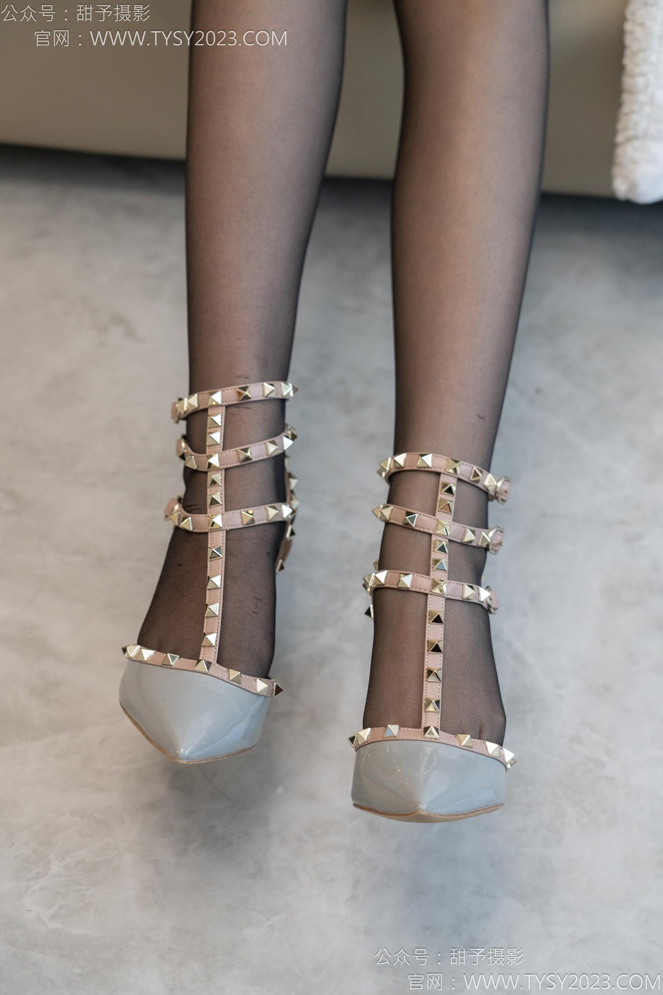 图片[32]-甜予摄影 NO.113 璇璇-高跟鞋、黑丝（脚尖加固款）[72P] – 速更版-美库