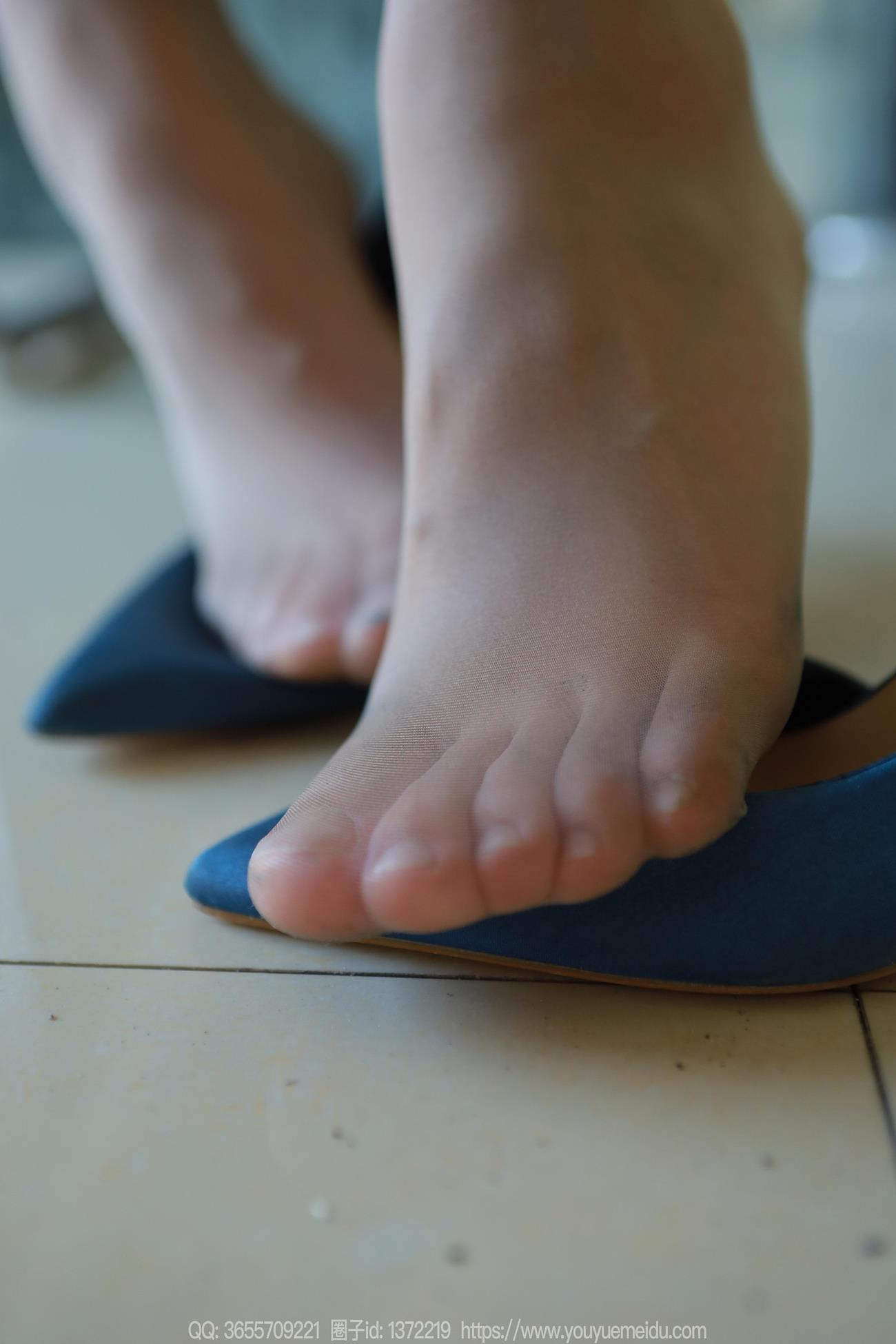 图片[33]-[IESS异思趣向] 2024.11.01 丝享家1887：小婕《蓝色OL（下）》[77P] – 速更版-美库