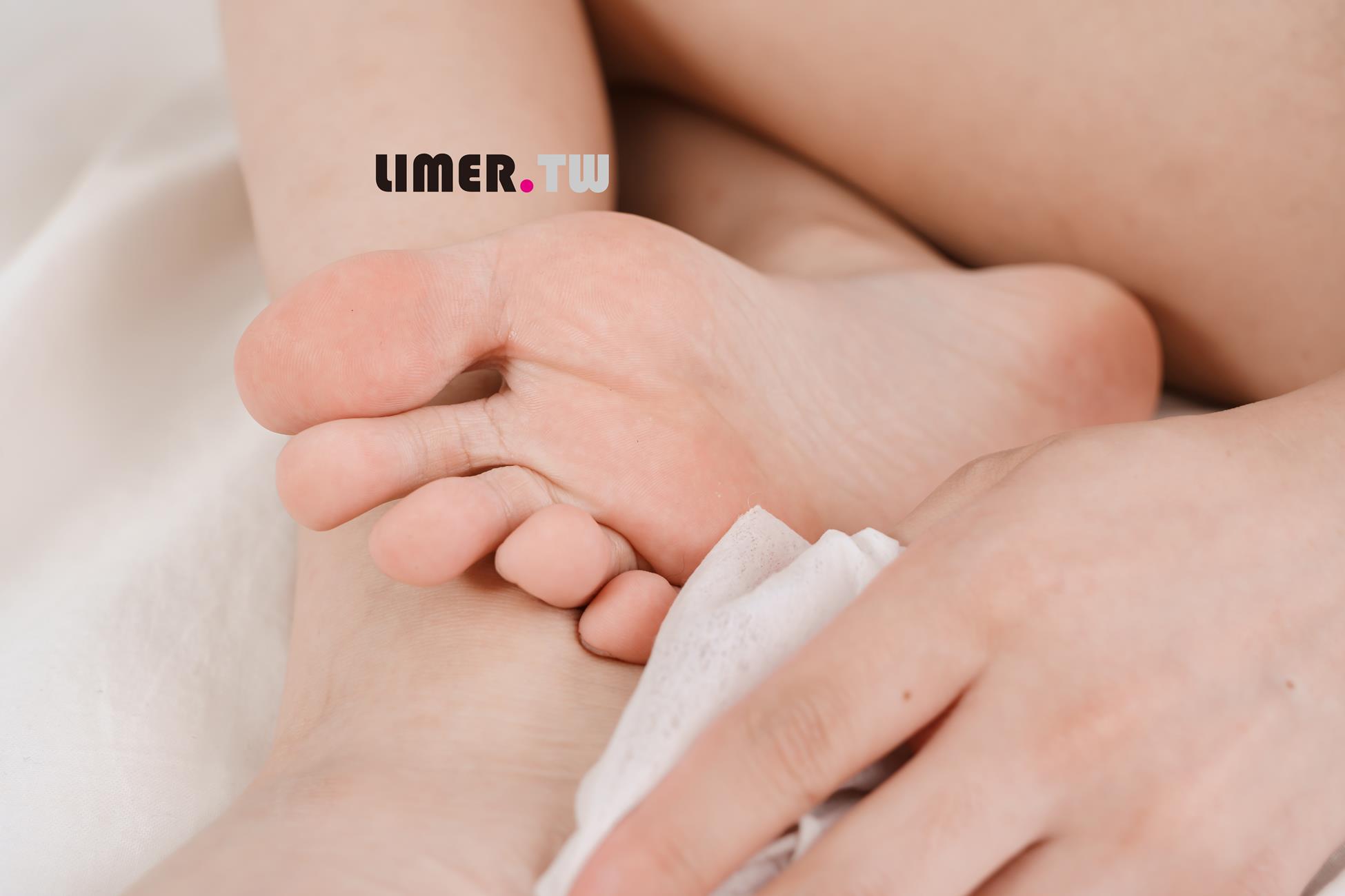 图片[19]-Limerence原创 NO.090 7bao 体育服下 裸足＆白丝[86P] – 速更版-美库