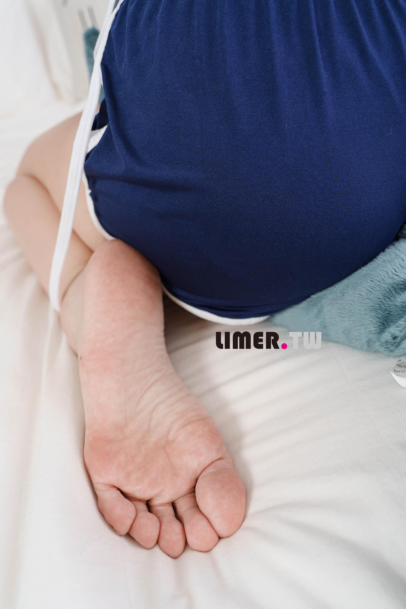 图片[27]-Limerence原创 NO.090 7bao 体育服下 裸足＆白丝[86P] – 速更版-美库