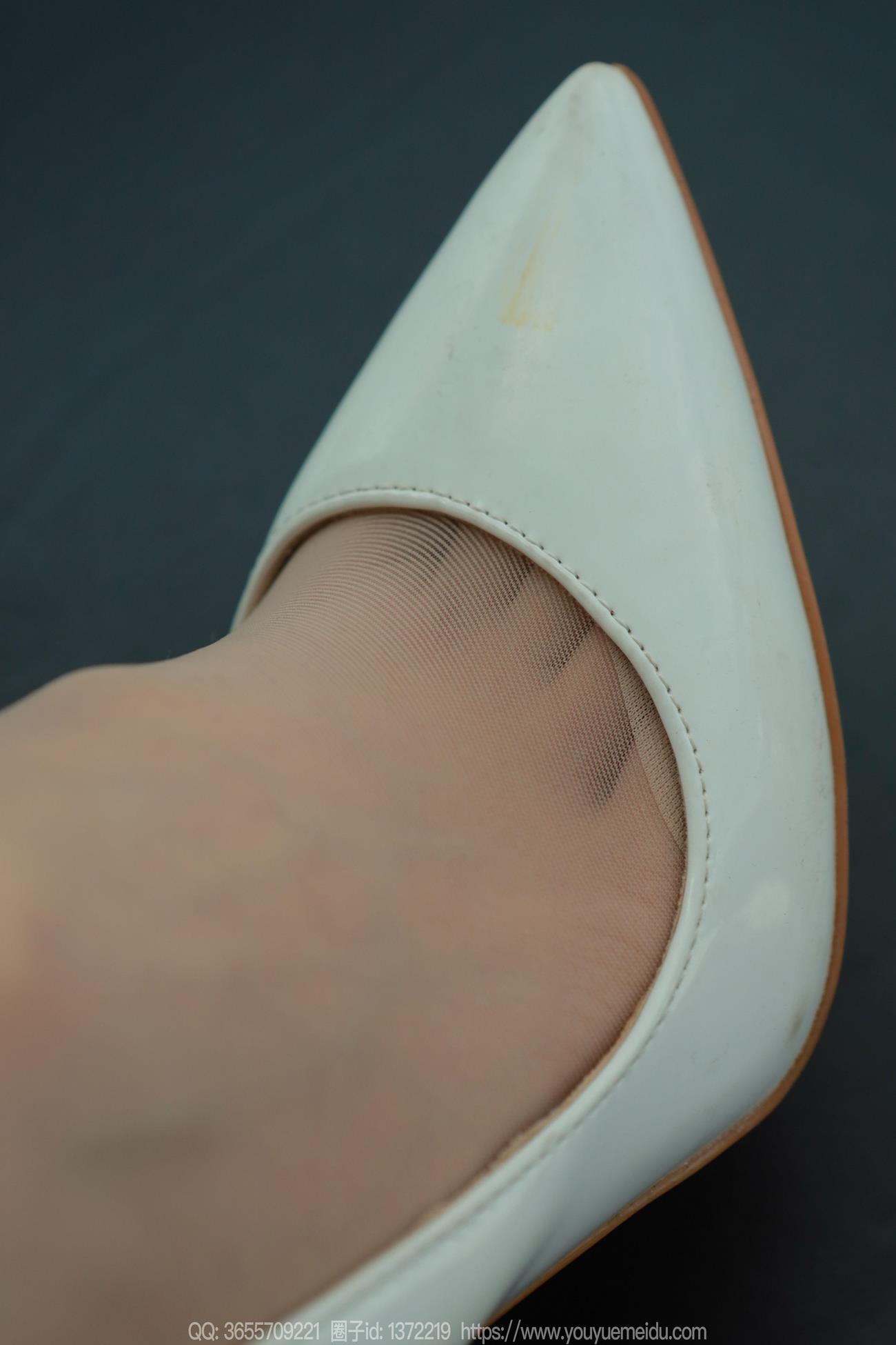 图片[28]-[IESS异思趣向] 2024.11.04 丝享家1889：团团《白鞋长腿》[83P] – 速更版-美库