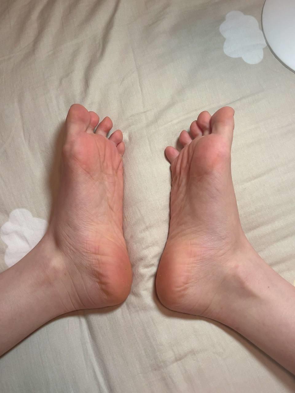 图片[45]-脚模面试脸足同框套路系列-102 清纯长发眼睛妹妹[47P] – 速更版-美库