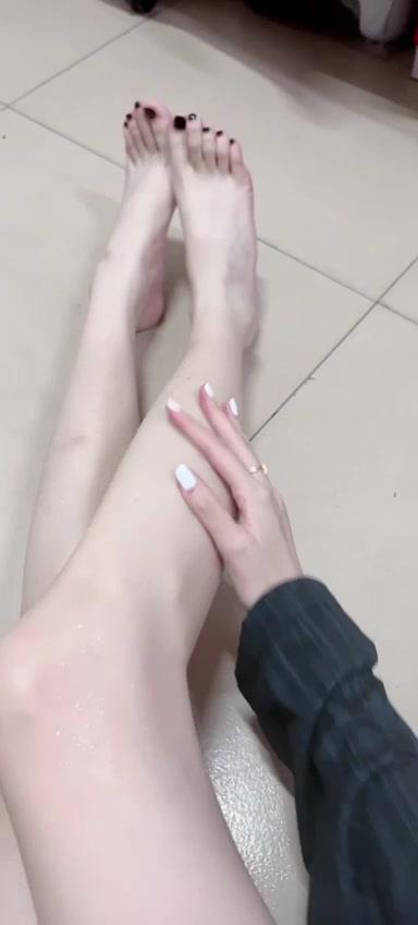 图片[27]-脚模面试脸足同框套路系列-105 小宝贝的极品白嫩脚丫 [59P] – 速更版-美库