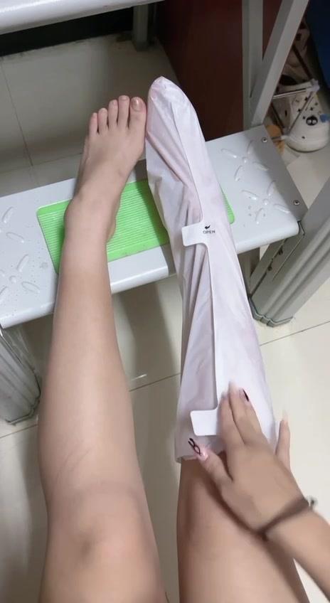 图片[16]-脚模面试脸足同框套路系列-105 小网红给你展示一下 [53P] – 速更版-美库