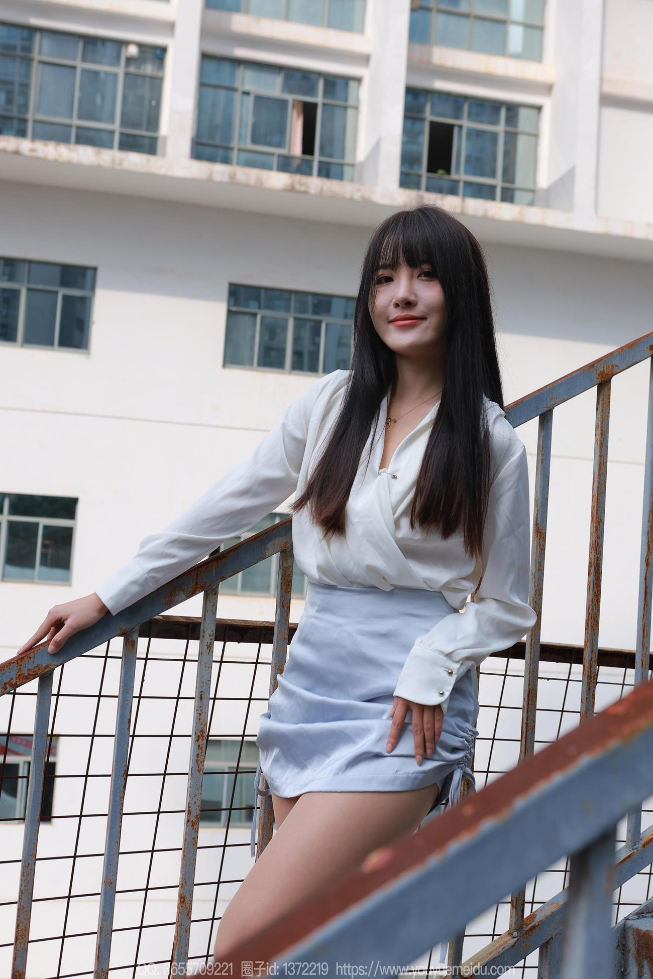 图片[46]-[IESS异思趣向] 2024.11.08 丝享家1893：婉萍《蓝色短裙（上）》[60P] – 速更版-美库