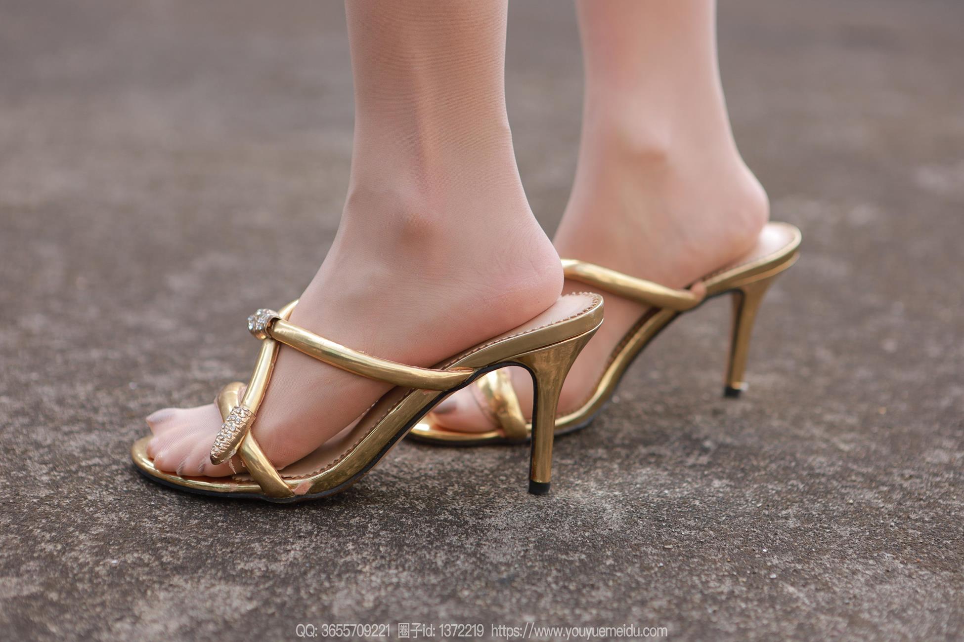 图片[29]-[IESS异思趣向] 2024.11.10 丝享家1894：婉萍《蓝色短裙（下）》[89P] – 速更版-美库