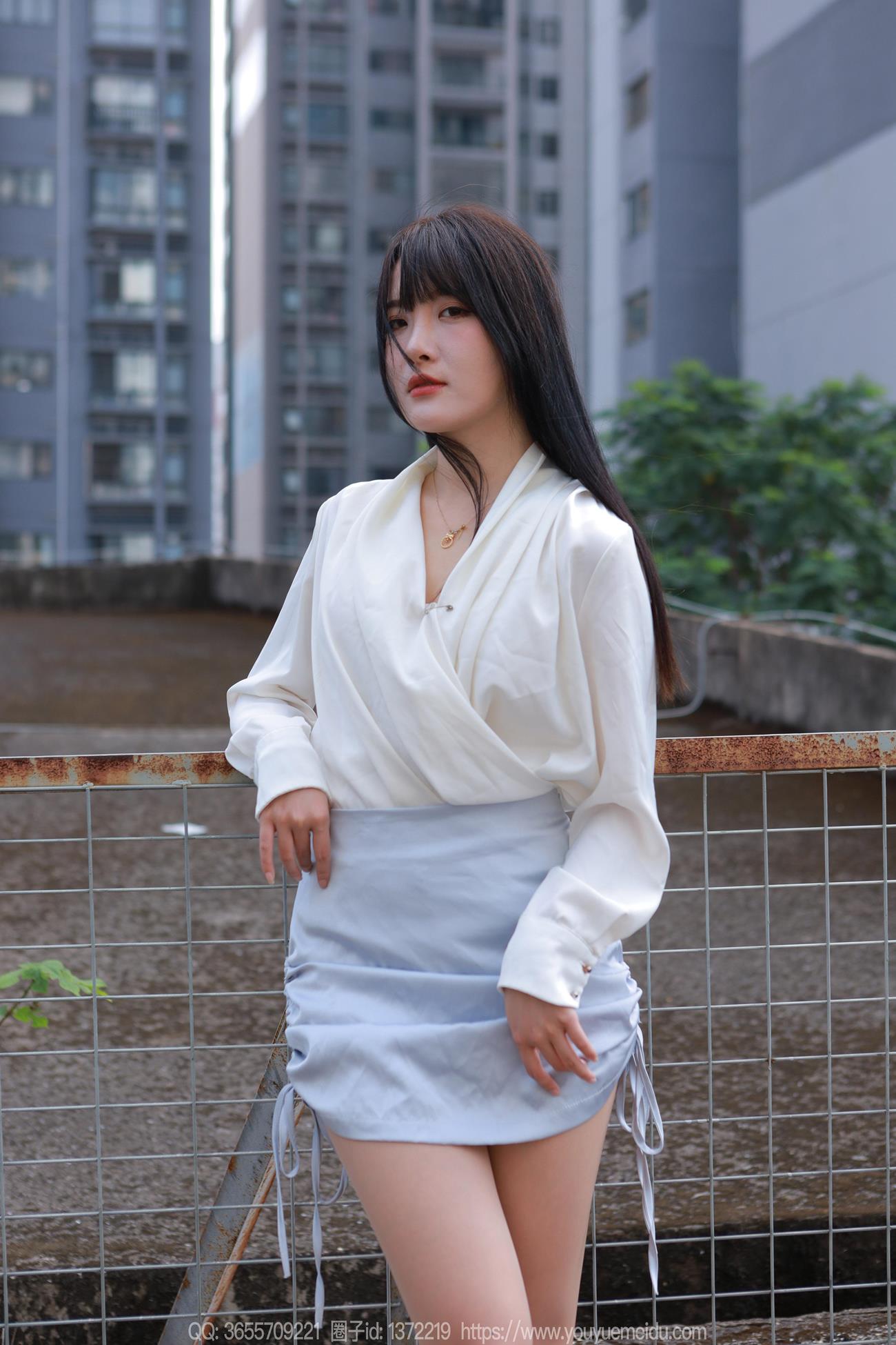 图片[85]-[IESS异思趣向] 2024.11.10 丝享家1894：婉萍《蓝色短裙（下）》[89P] – 速更版-美库