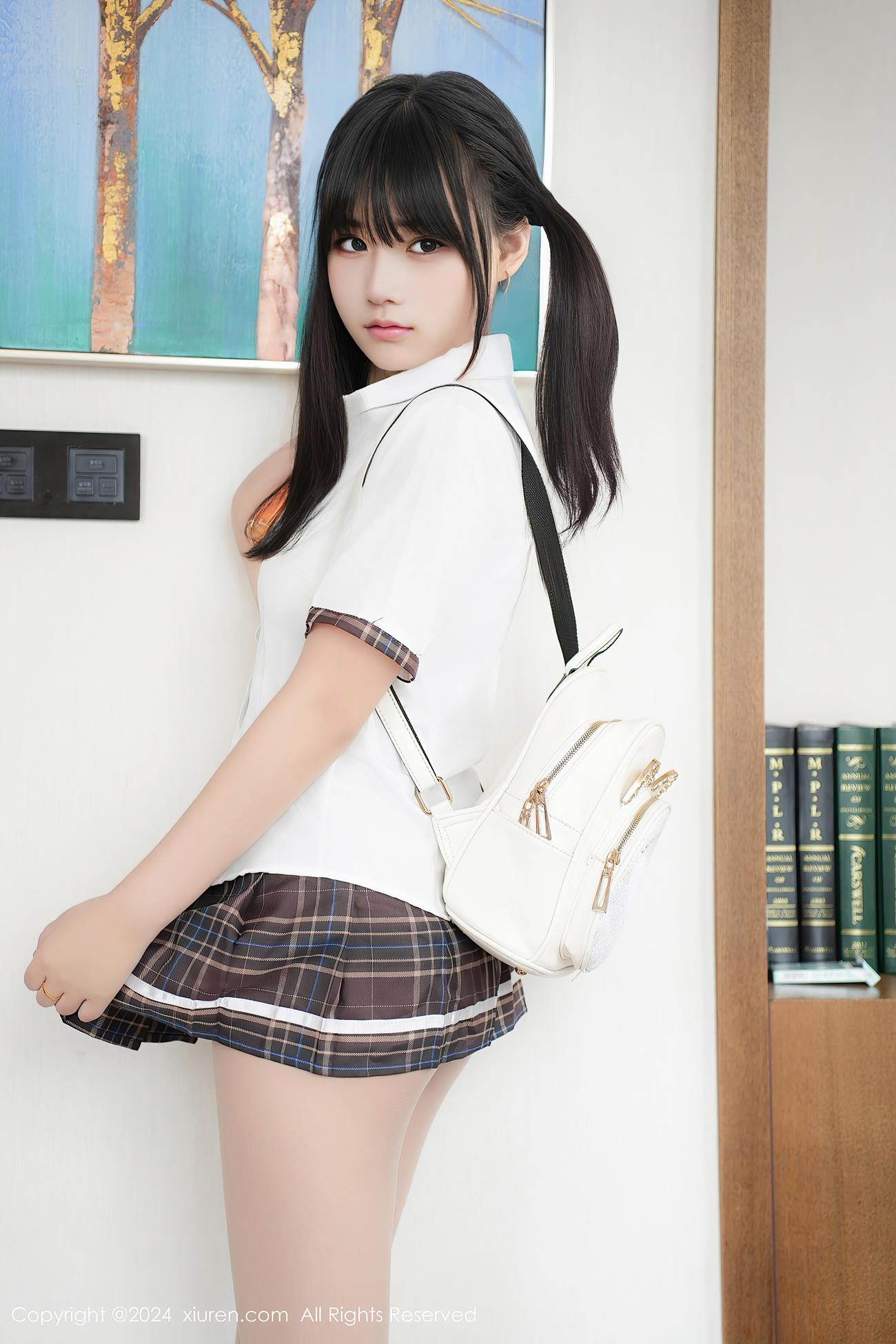 图片[12]-[Xiuren秀人网]2024.12.10 NO.9573 姚若兮vay[12+1P] – 速更版-美库