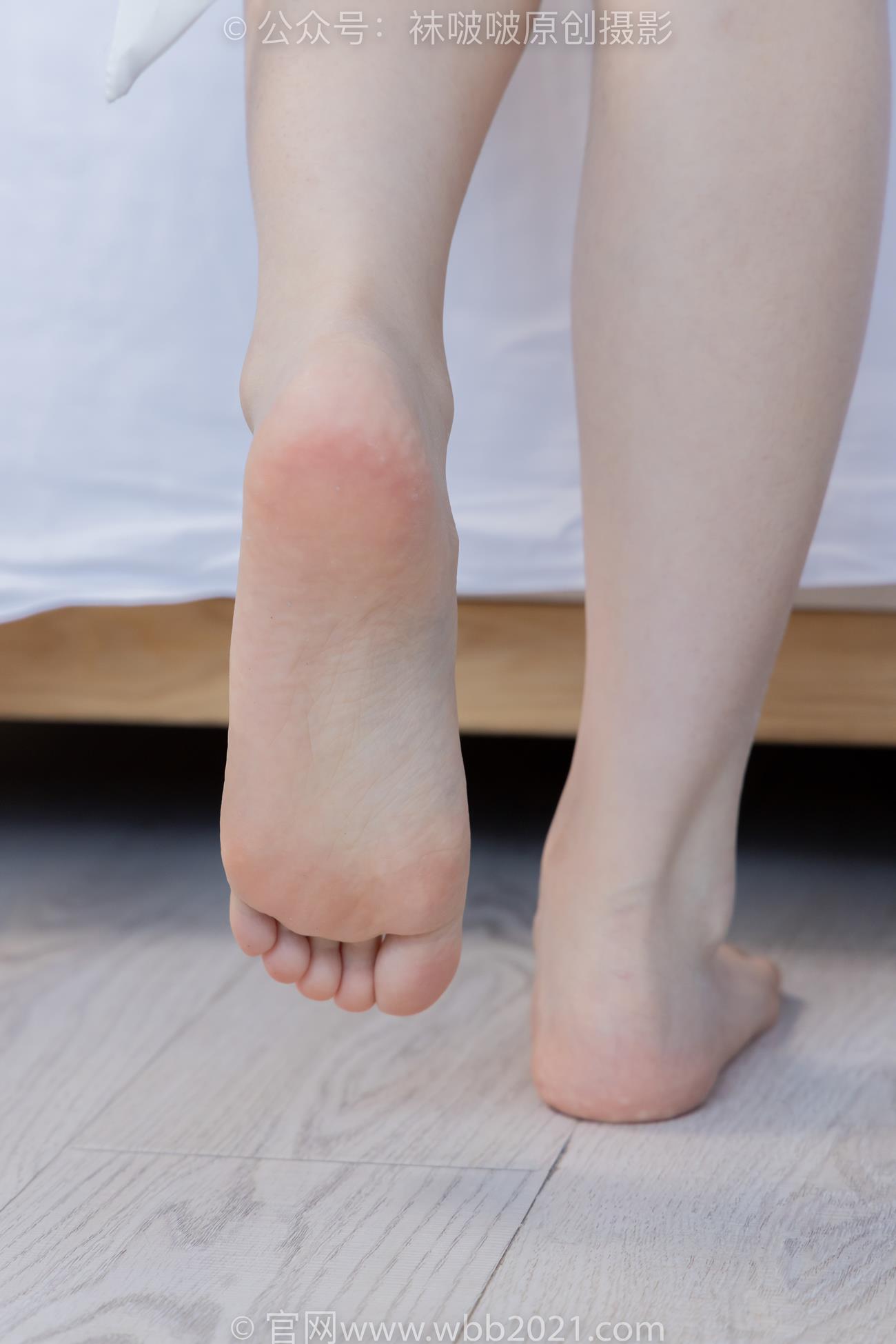 图片[107]-[BoBoSocks袜啵啵]NO.444 甜甜圈-两双高跟鞋、凉鞋、肉丝、裸足[115P] – 速更版-美库