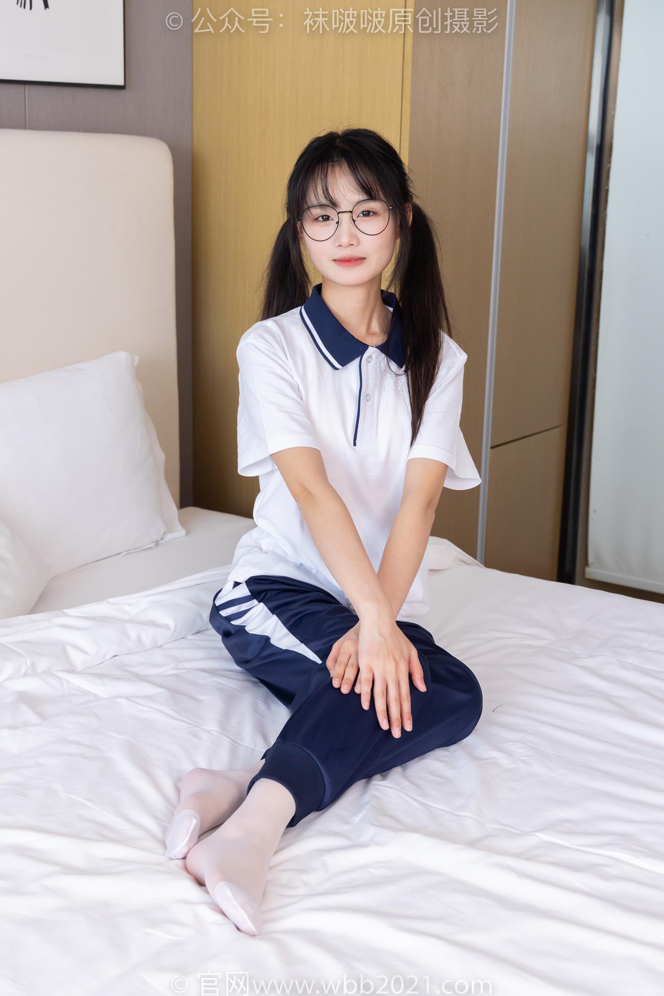 图片[71]-[BoBoSocks袜啵啵]NO.446 甜甜圈 板鞋、白棉袜、白丝、校服裤里丝[110P] – 速更版-美库