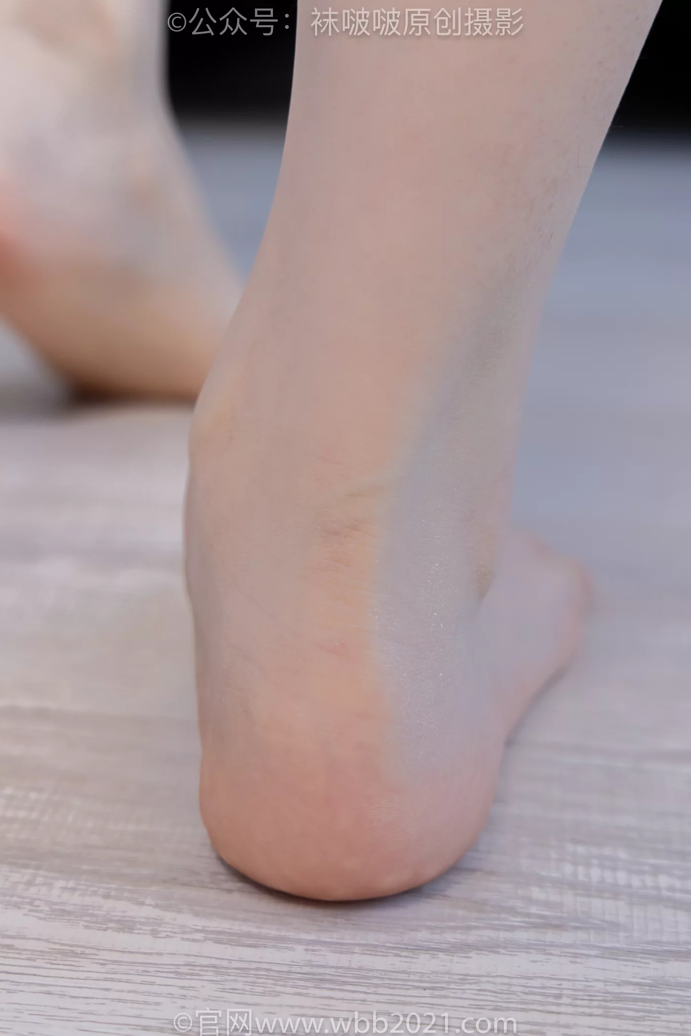 图片[55]-[BoBoSocks袜啵啵]NO.450 甜甜圈 皮鞋、白丝、裸足、裸足印泥踩脚印剧情[88P] – 速更版-美库