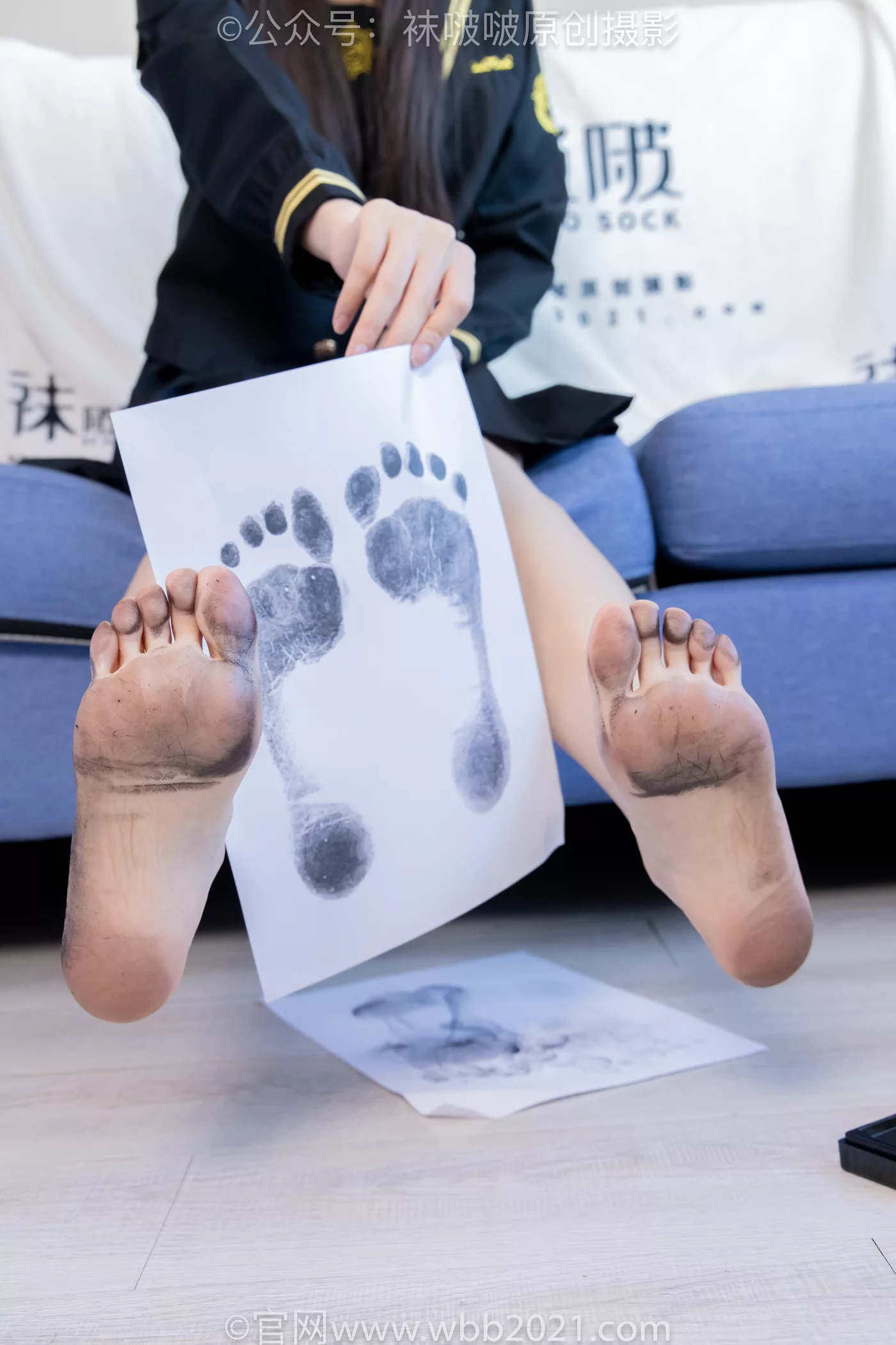 图片[72]-[BoBoSocks袜啵啵]NO.450 甜甜圈 皮鞋、白丝、裸足、裸足印泥踩脚印剧情[88P] – 速更版-美库