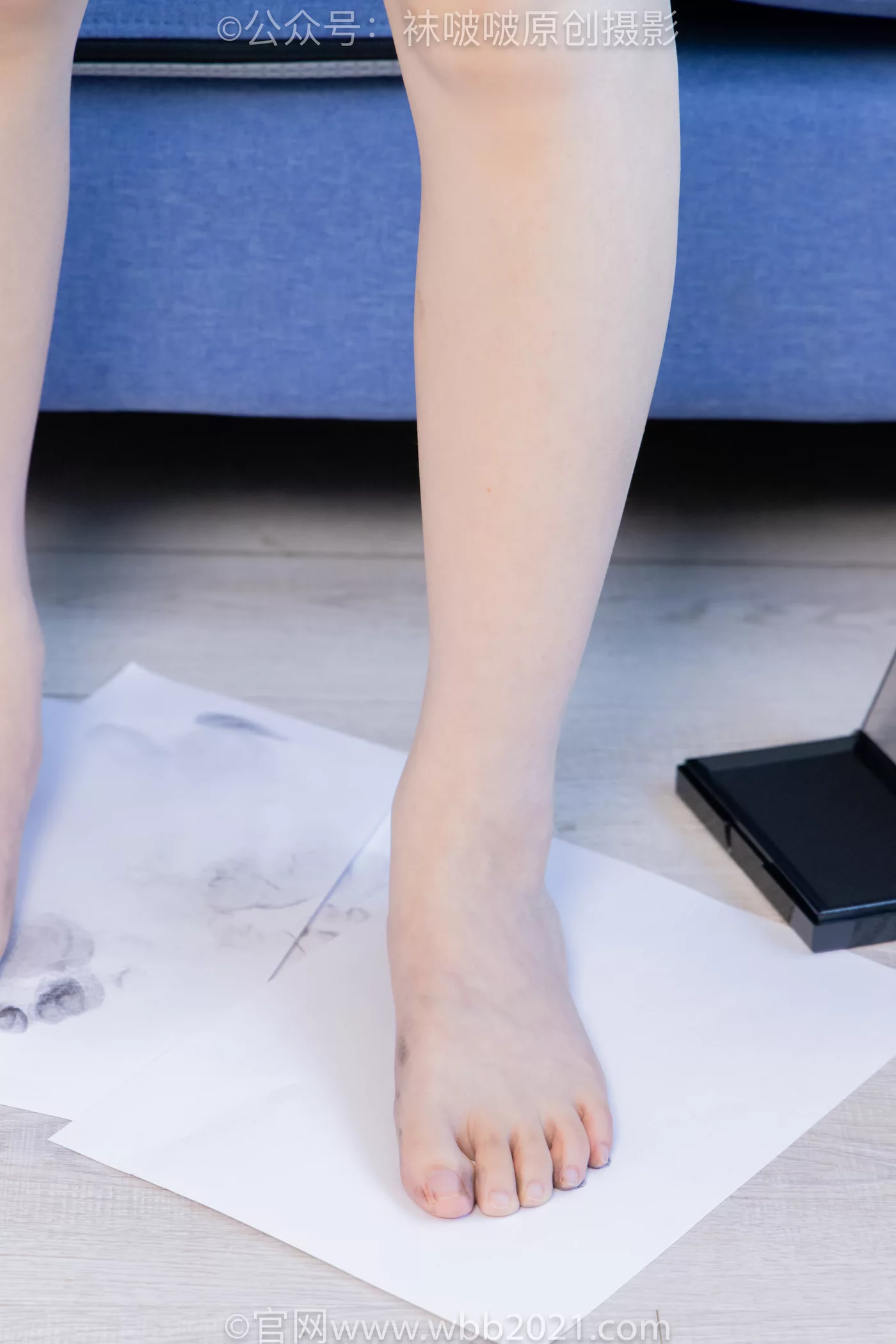 图片[85]-[BoBoSocks袜啵啵]NO.450 甜甜圈 皮鞋、白丝、裸足、裸足印泥踩脚印剧情[88P] – 速更版-美库