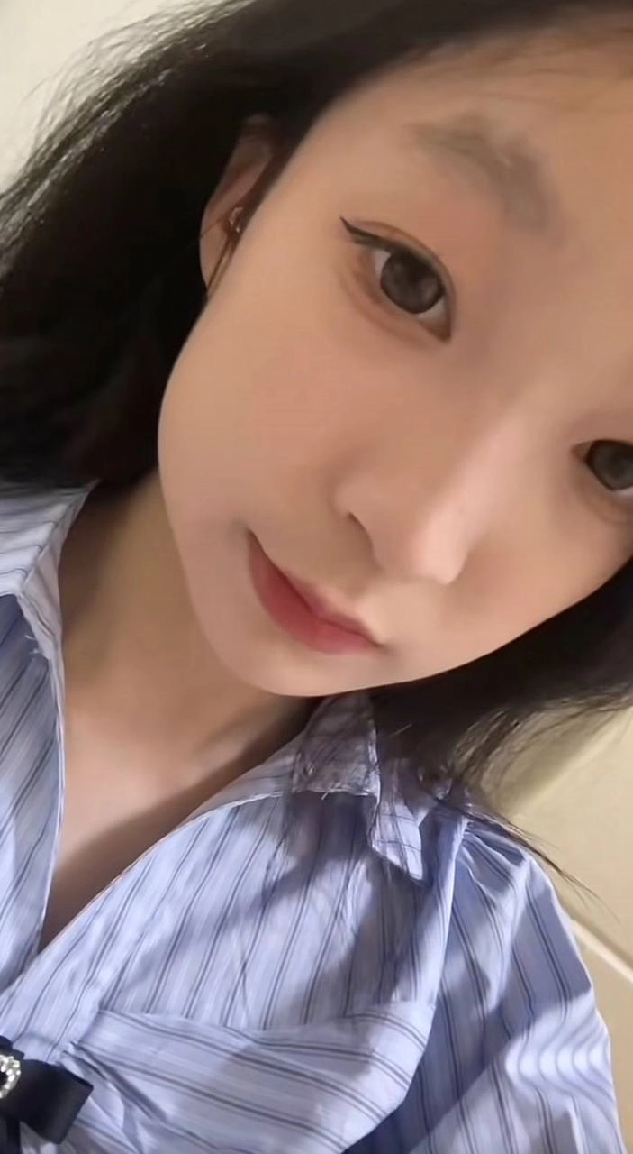 图片[22]-脚模面试脸足同框套路系列-110 纹身MM [21P] – 速更版-美库