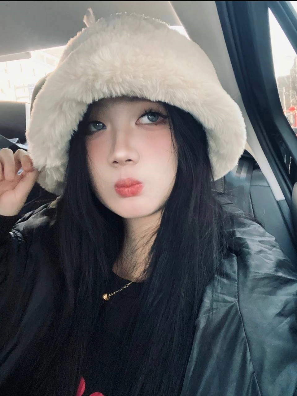 图片[22]-脚模面试脸足同框套路系列-112 照片和素颜差距较大[23P] – 速更版-美库