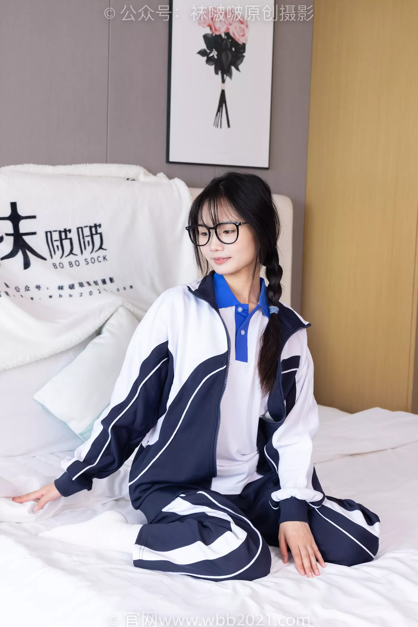 图片[23]-[BoBoSocks袜啵啵]NO.456 甜甜圈-运动鞋、白棉袜、裸足、校服[100P] – 速更版-美库