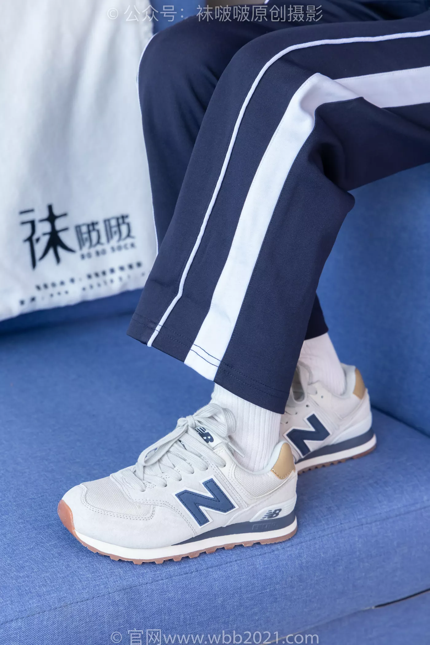 图片[44]-[BoBoSocks袜啵啵]NO.456 甜甜圈-运动鞋、白棉袜、裸足、校服[100P] – 速更版-美库