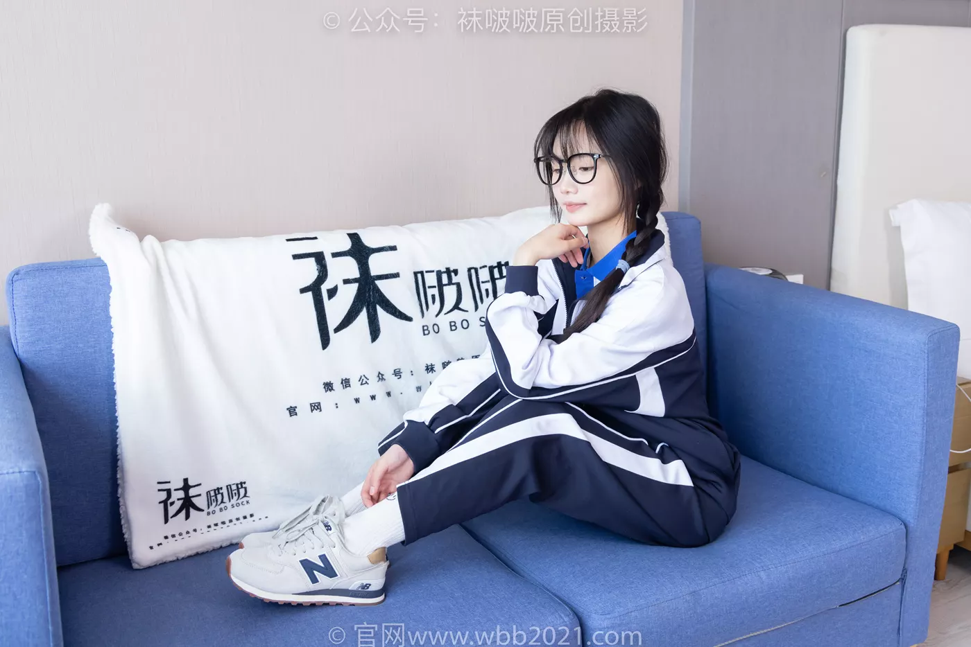 图片[51]-[BoBoSocks袜啵啵]NO.456 甜甜圈-运动鞋、白棉袜、裸足、校服[100P] – 速更版-美库