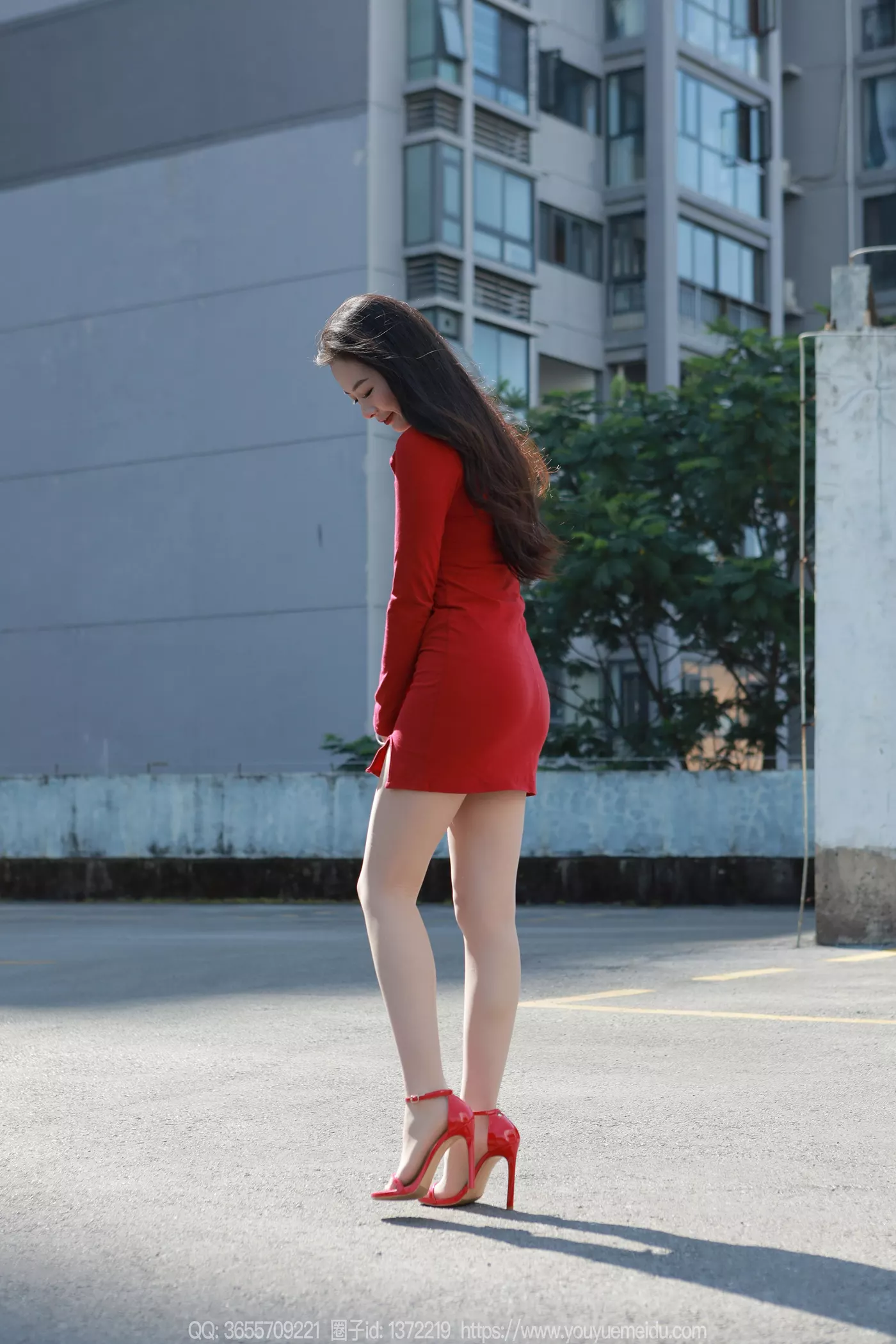 图片[41]-[IESS异思趣向] 2024.11.24 丝享家1906：小金《阳光浴足》[75P] – 速更版-美库