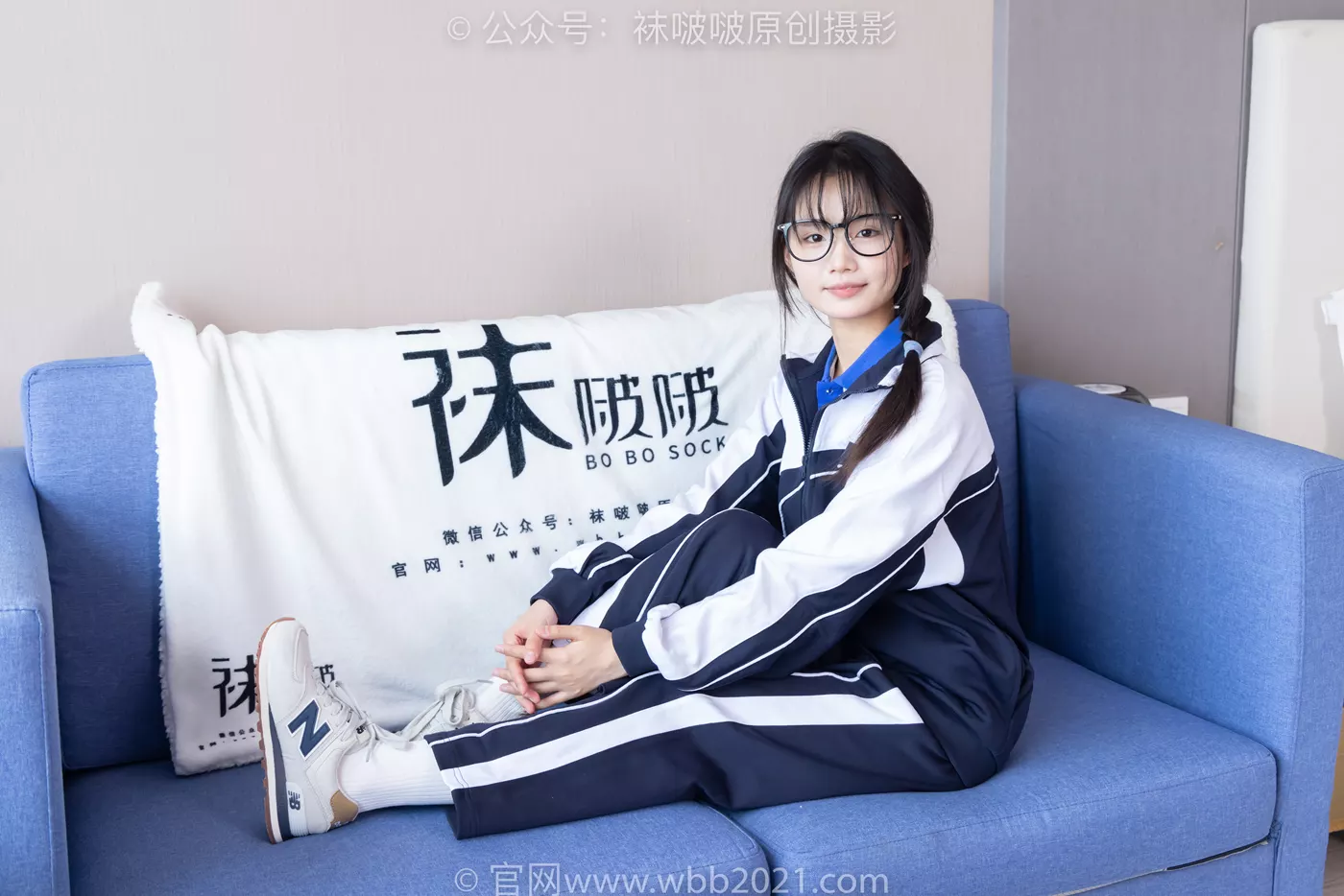 图片[61]-[BoBoSocks袜啵啵]NO.456 甜甜圈-运动鞋、白棉袜、裸足、校服[100P] – 速更版-美库