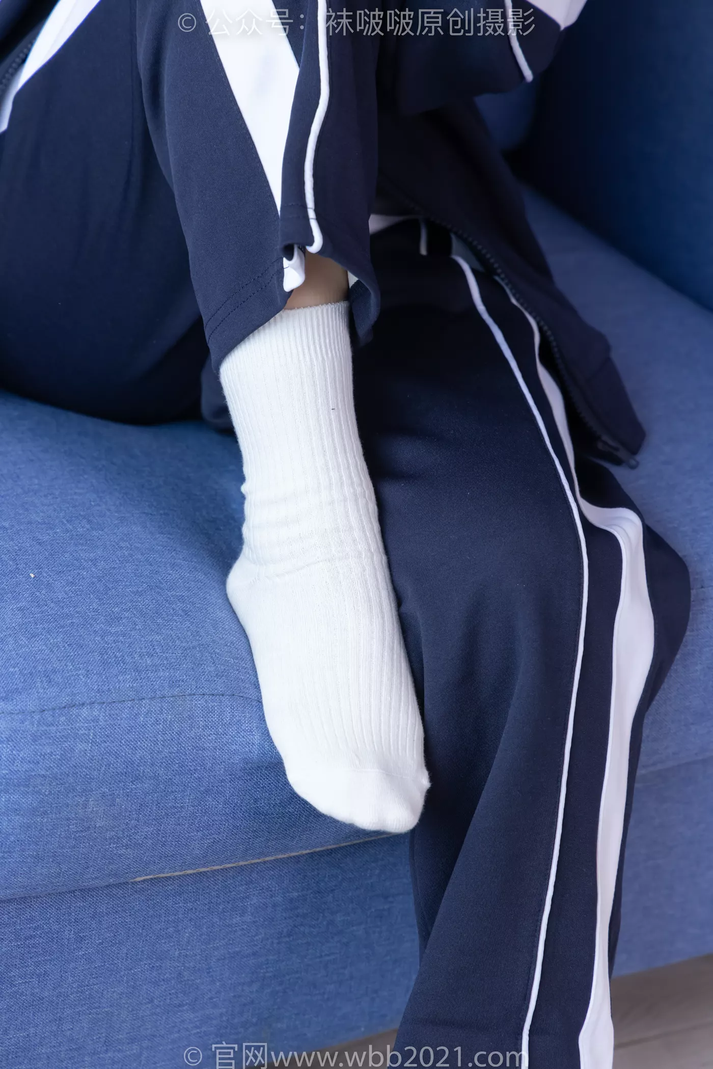 图片[86]-[BoBoSocks袜啵啵]NO.456 甜甜圈-运动鞋、白棉袜、裸足、校服[100P] – 速更版-美库