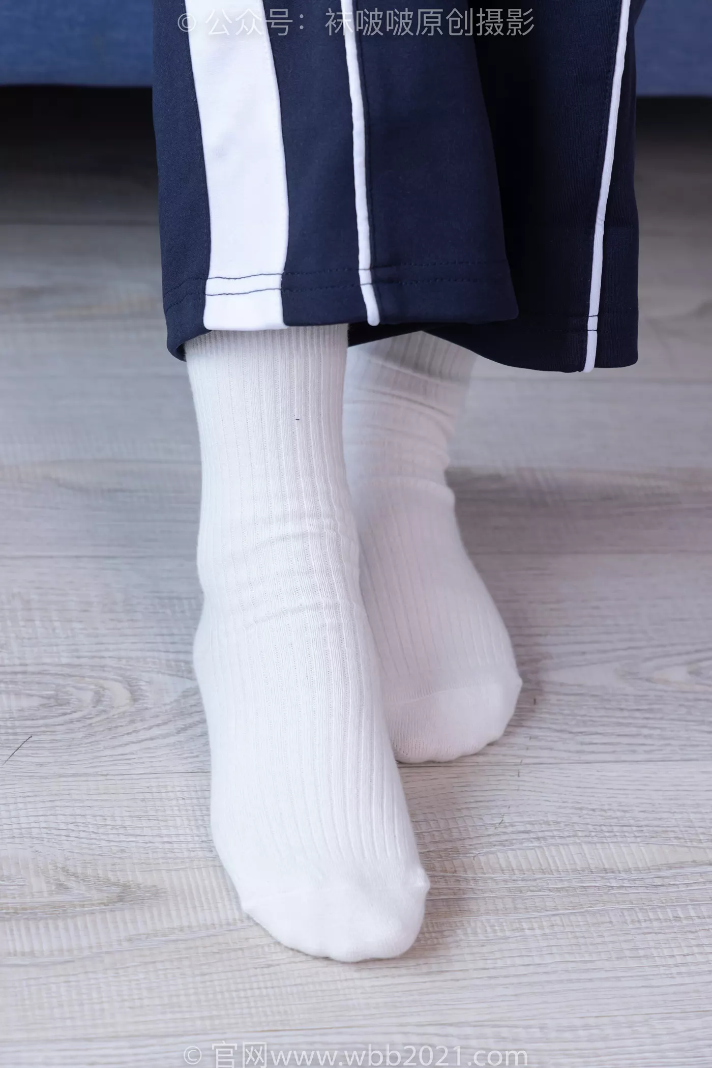 图片[87]-[BoBoSocks袜啵啵]NO.456 甜甜圈-运动鞋、白棉袜、裸足、校服[100P] – 速更版-美库