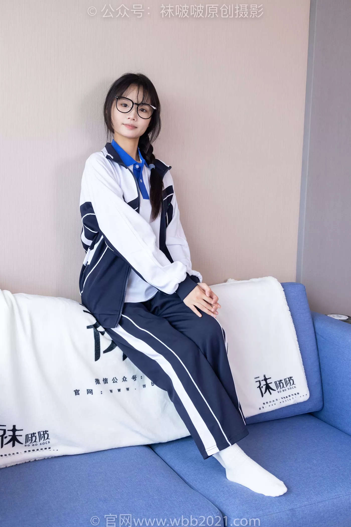 图片[95]-[BoBoSocks袜啵啵]NO.456 甜甜圈-运动鞋、白棉袜、裸足、校服[100P] – 速更版-美库