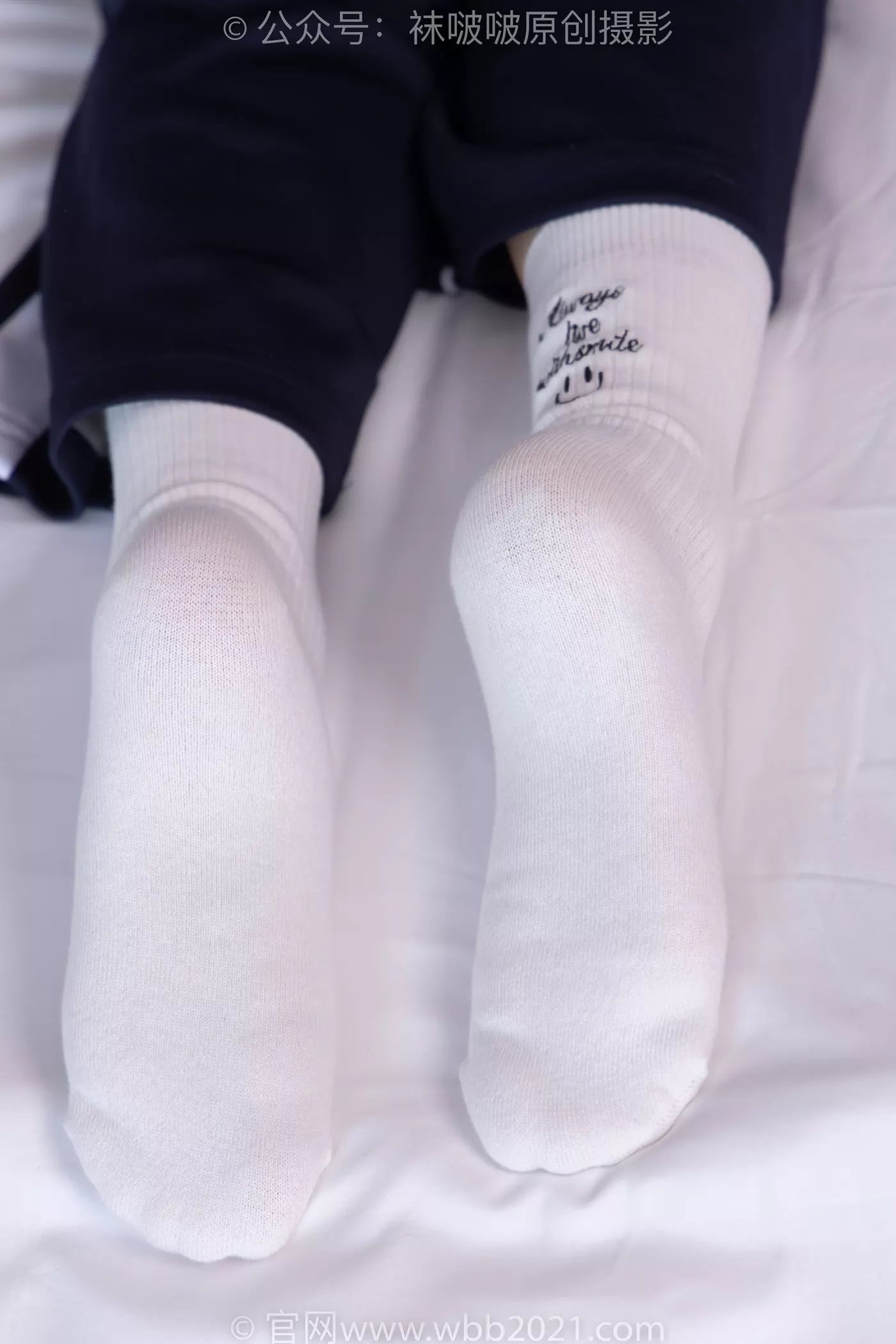 图片[100]-[BoBoSocks袜啵啵]NO.456 甜甜圈-运动鞋、白棉袜、裸足、校服[100P] – 速更版-美库