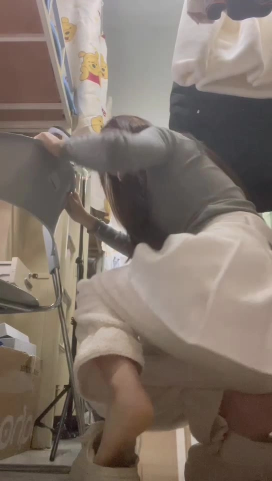 图片[28]-脚模面试脸足同框套路系列-123 模拟zj 俯视秀足 挑鞋[35P] – 速更版-美库