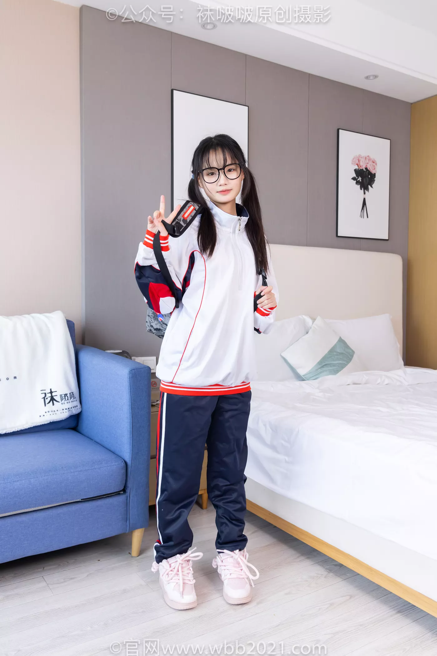 图片[23]-[BoBoSocks袜啵啵]NO.458 甜甜圈-板鞋、白棉袜、肉丝、校服裤里丝[100P] – 速更版-美库