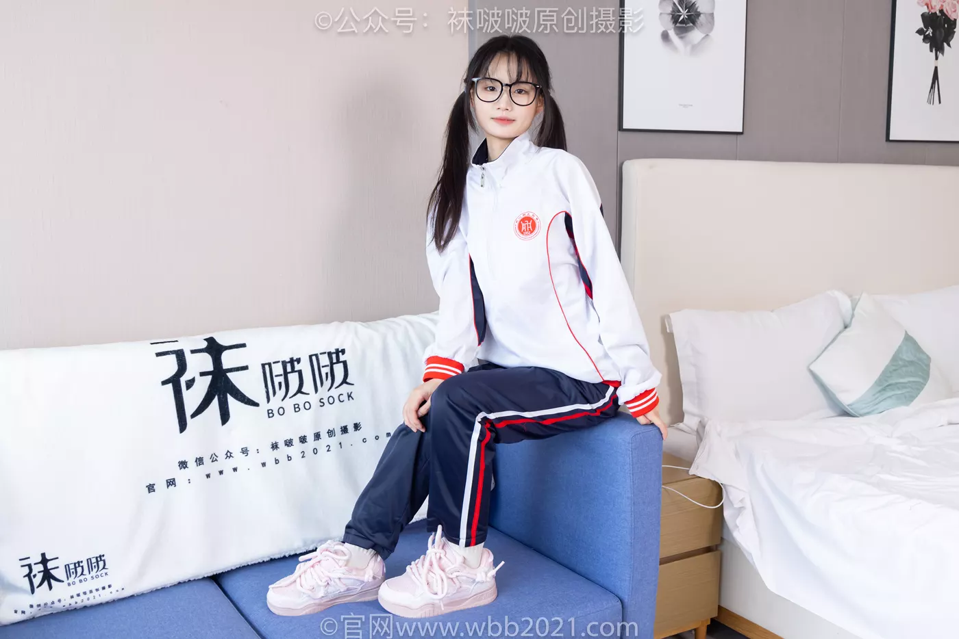 图片[39]-[BoBoSocks袜啵啵]NO.458 甜甜圈-板鞋、白棉袜、肉丝、校服裤里丝[100P] – 速更版-美库