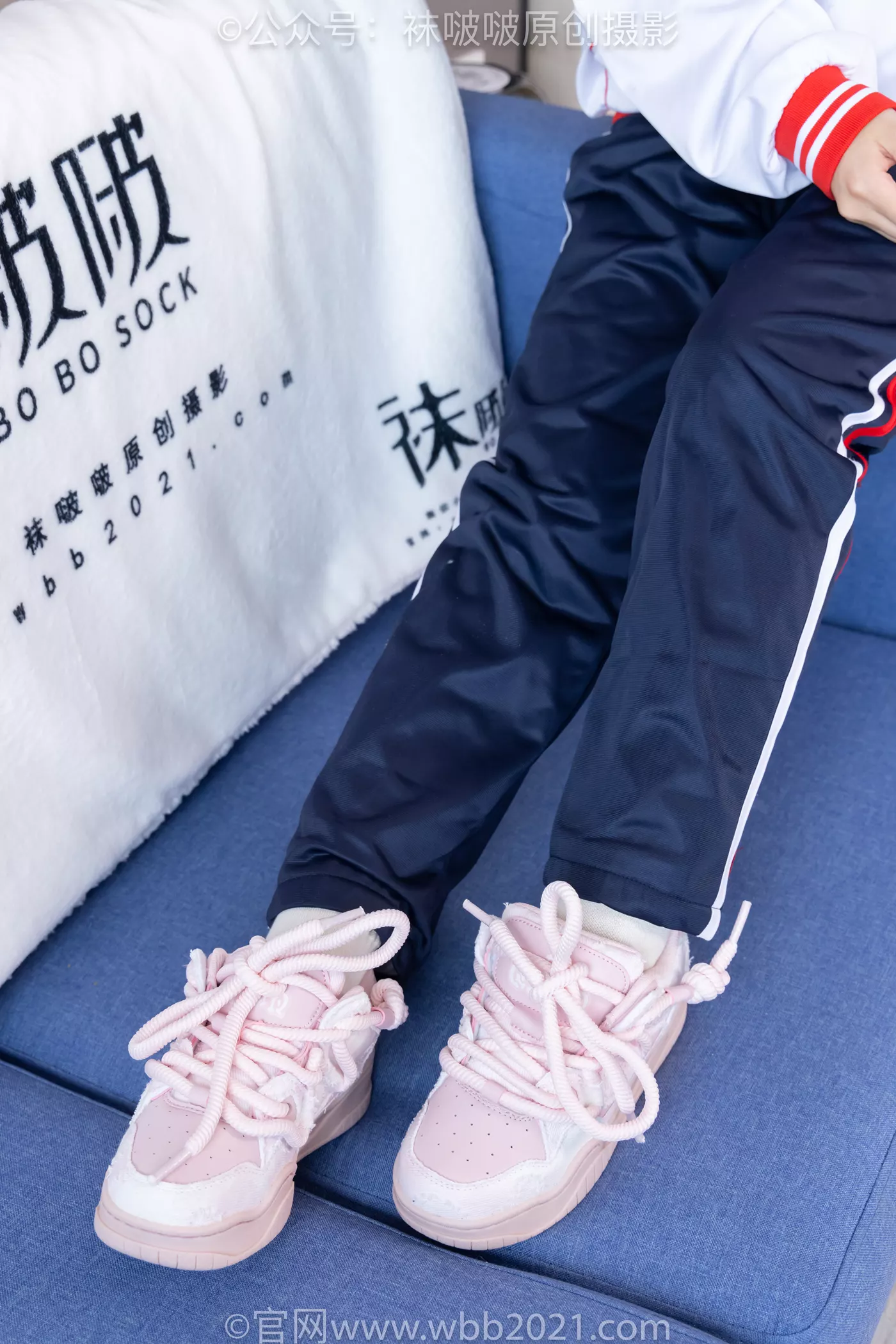 图片[45]-[BoBoSocks袜啵啵]NO.458 甜甜圈-板鞋、白棉袜、肉丝、校服裤里丝[100P] – 速更版-美库