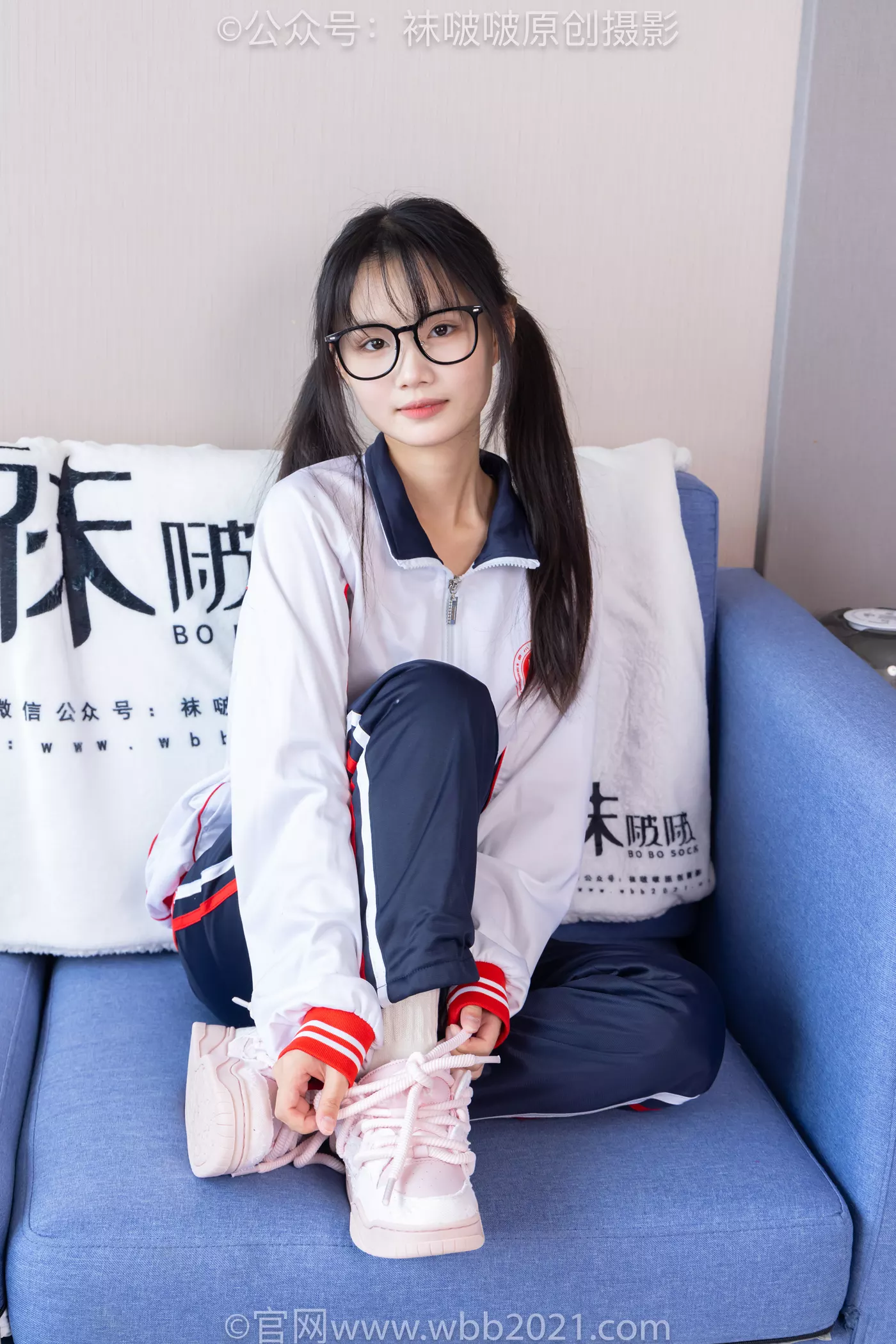 图片[52]-[BoBoSocks袜啵啵]NO.458 甜甜圈-板鞋、白棉袜、肉丝、校服裤里丝[100P] – 速更版-美库