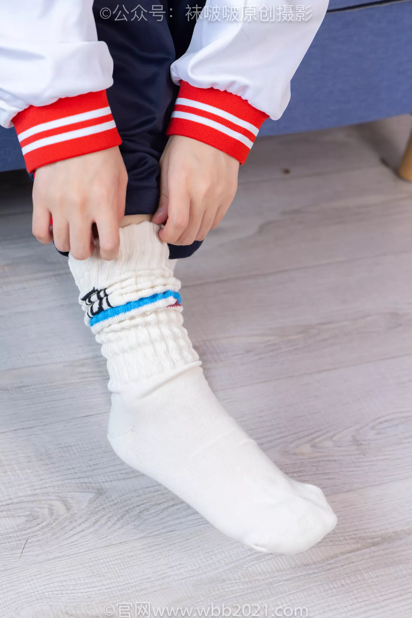 图片[57]-[BoBoSocks袜啵啵]NO.458 甜甜圈-板鞋、白棉袜、肉丝、校服裤里丝[100P] – 速更版-美库